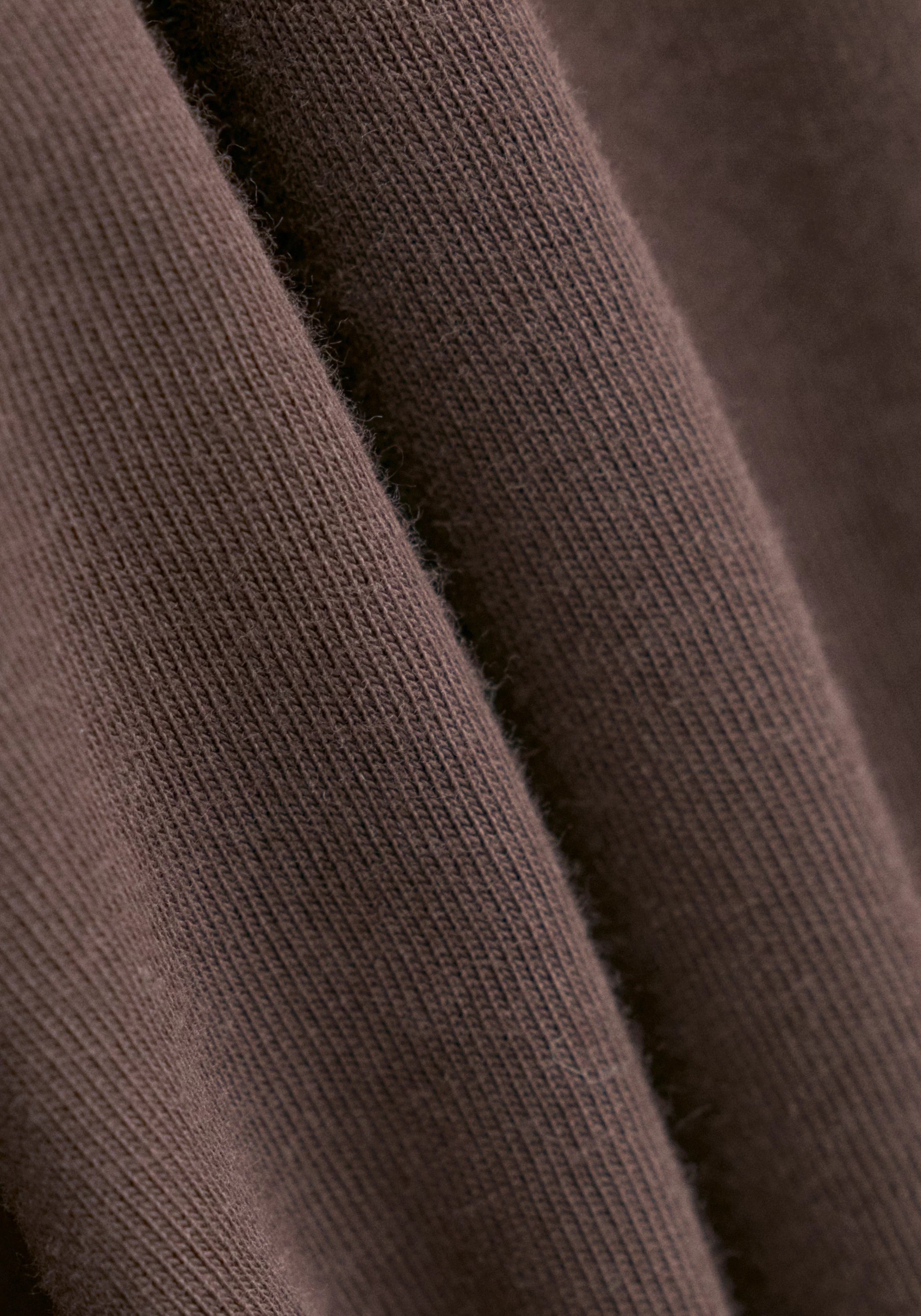 #color_raw umber