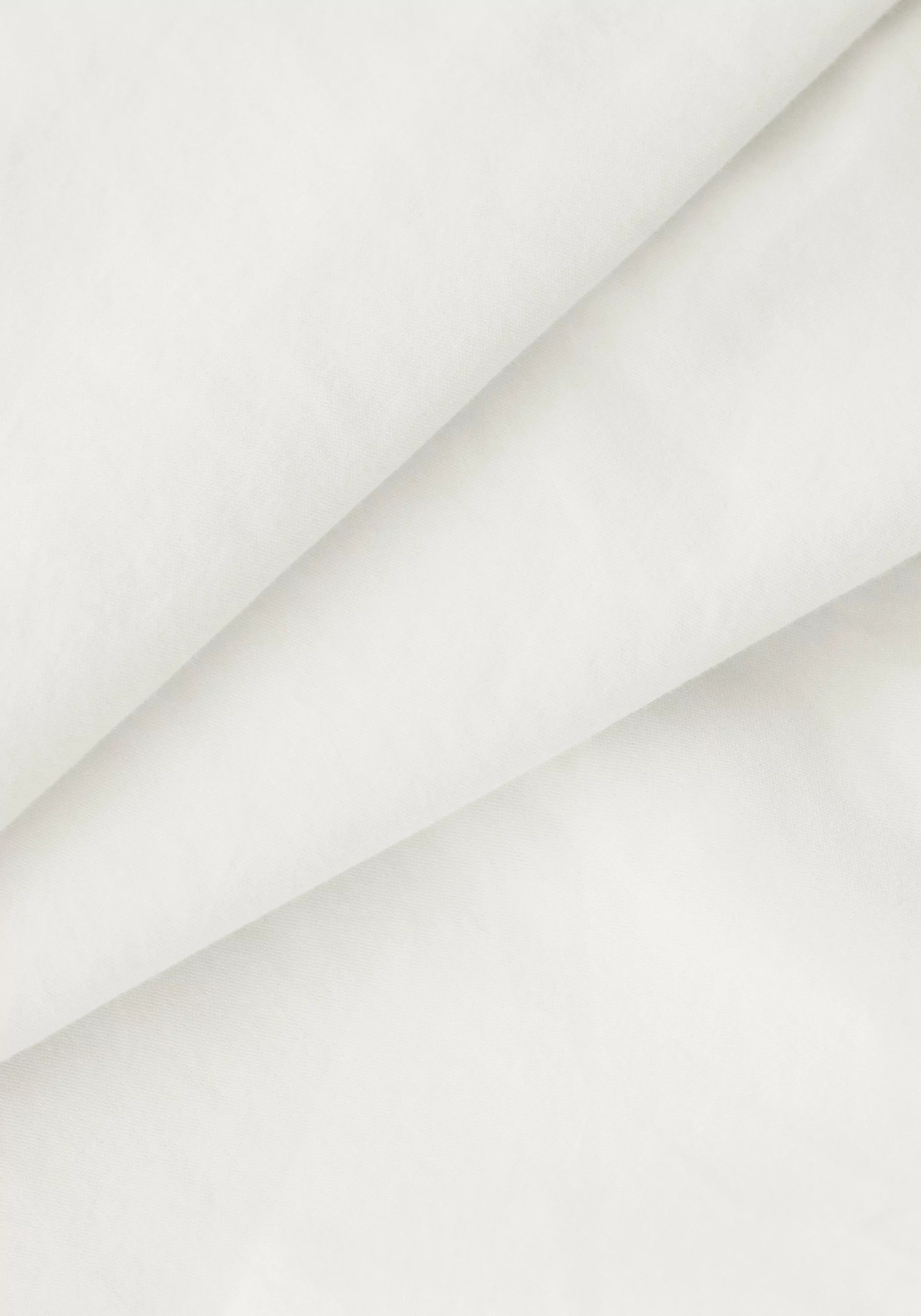 #color_off white