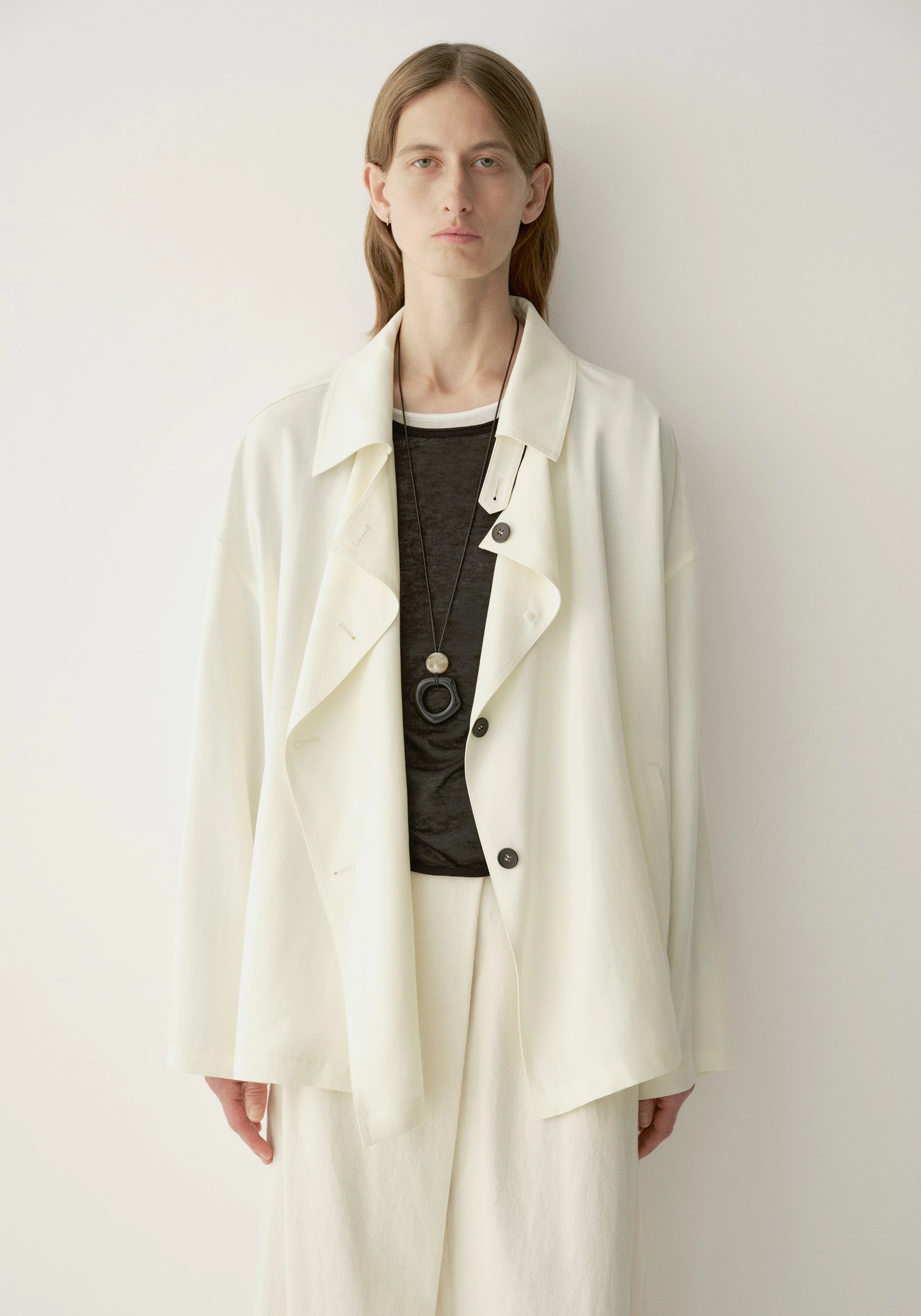 #color_off white