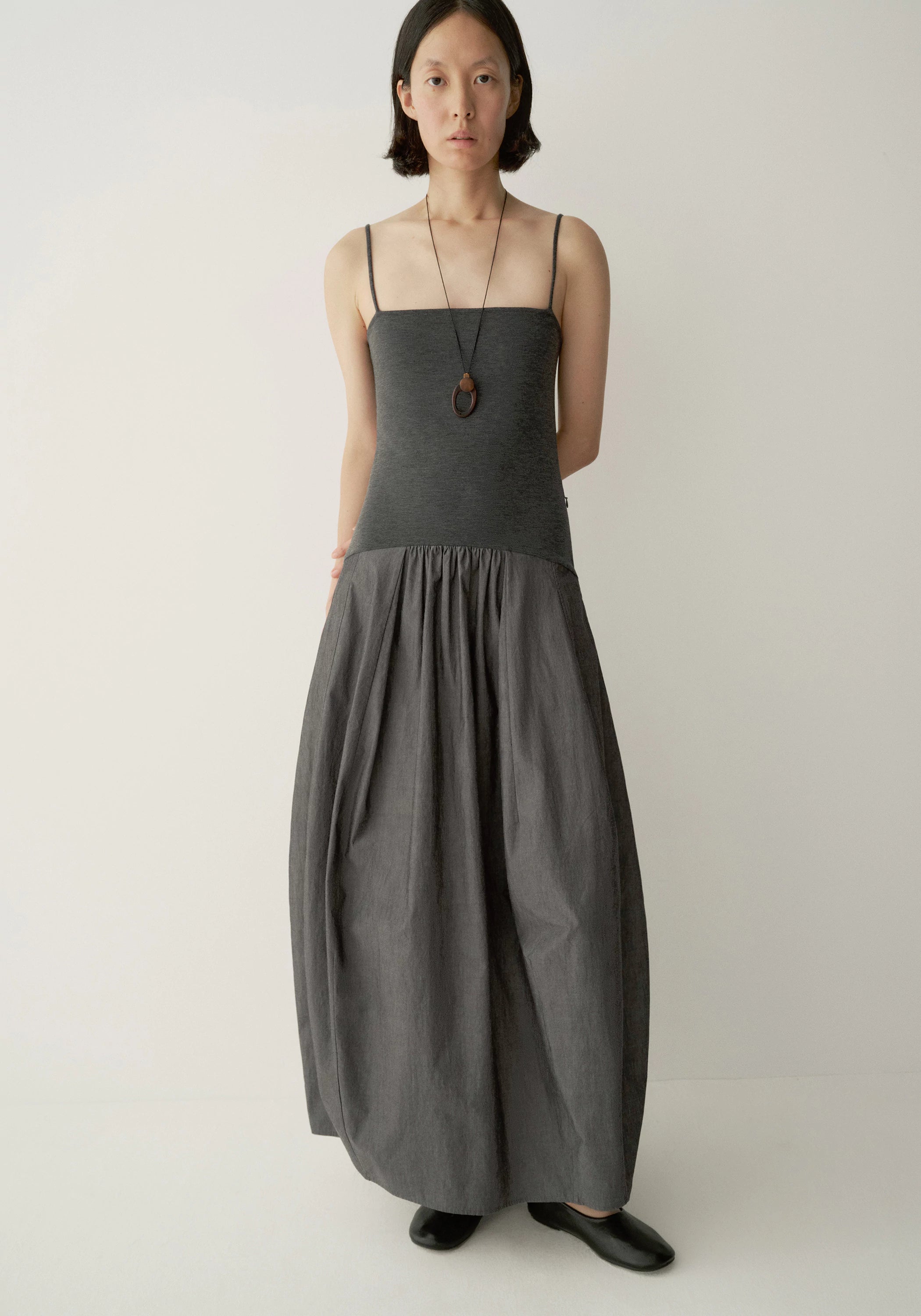 #color_dark gray