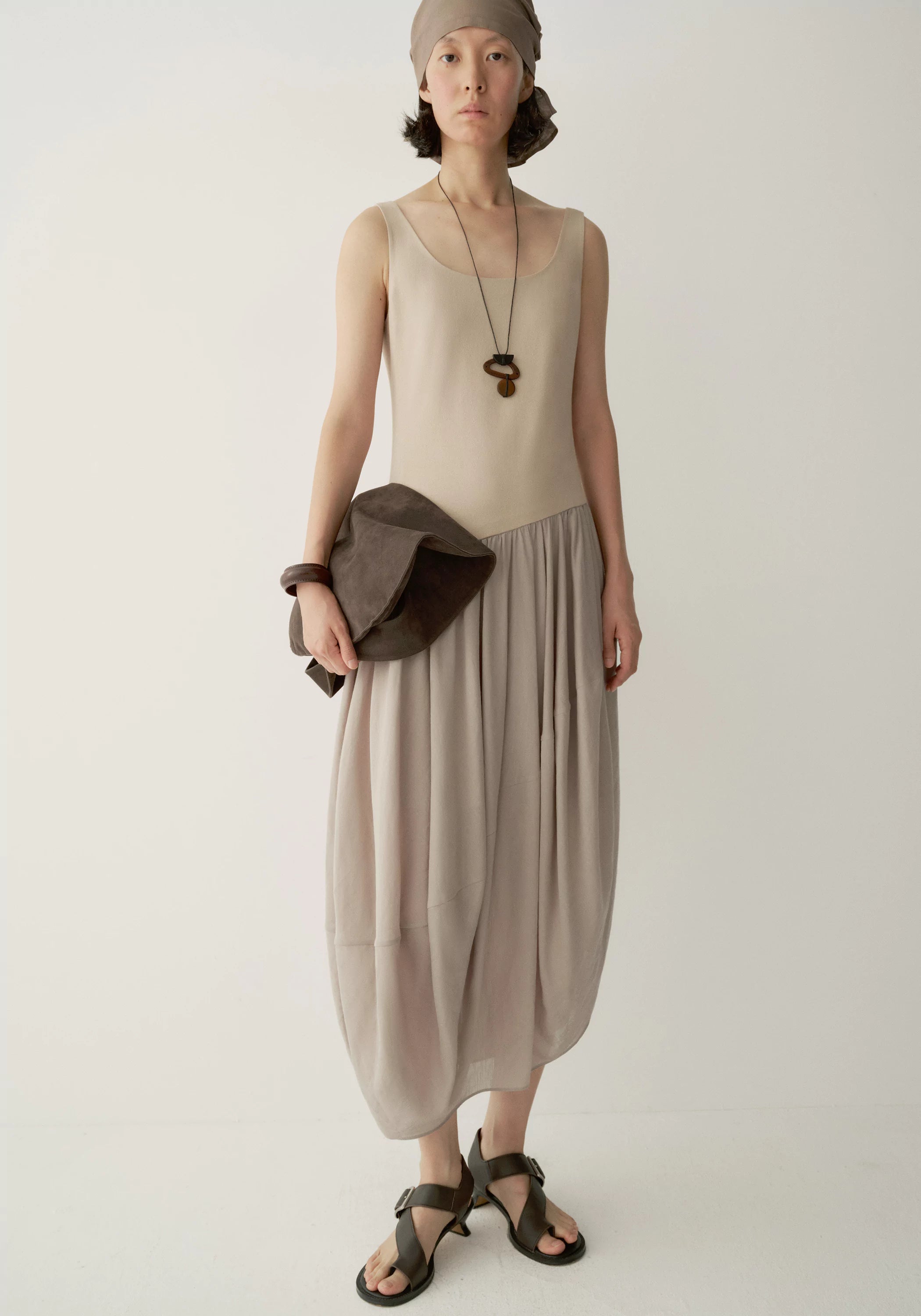 #color_light khaki