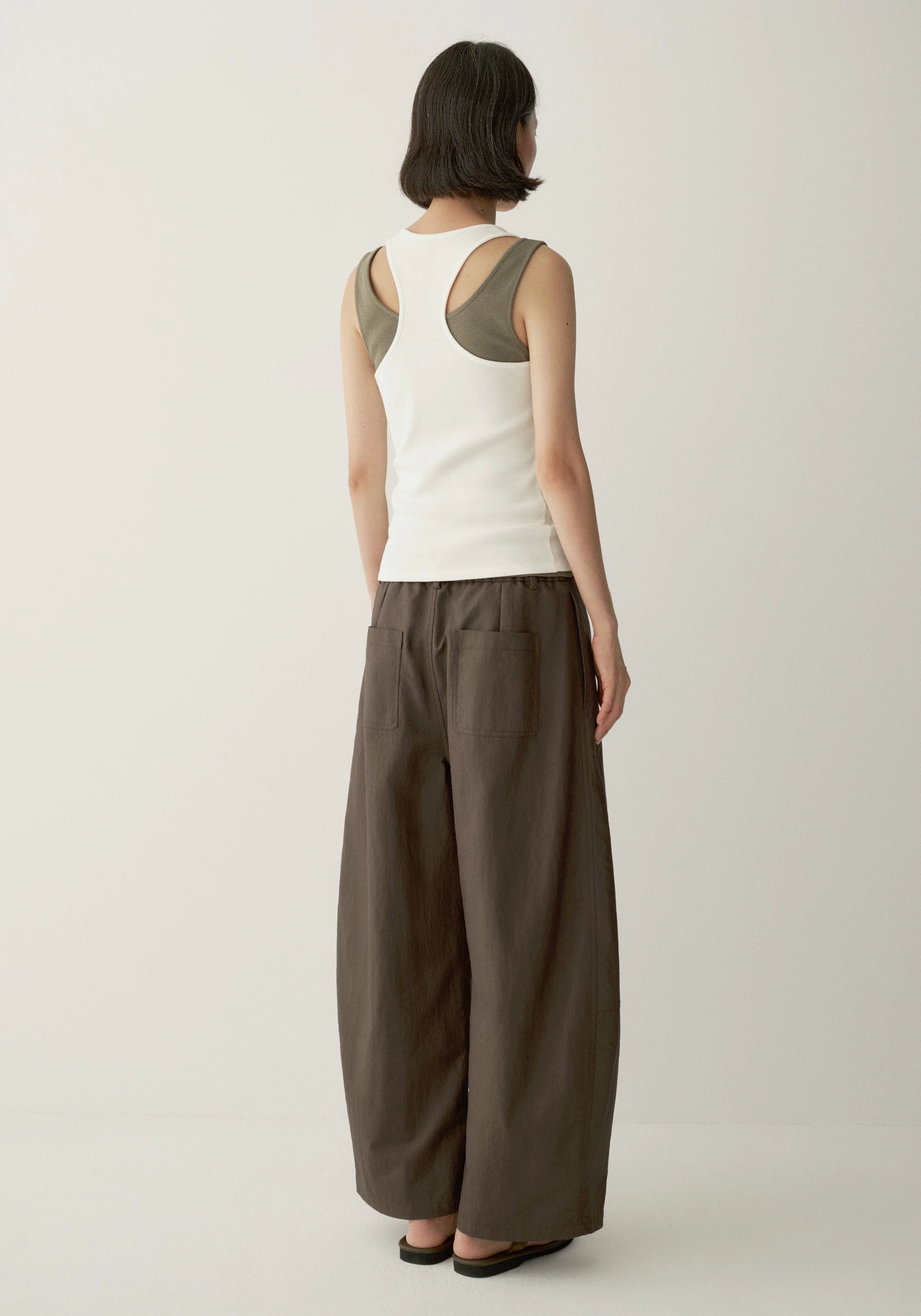 #color_off white