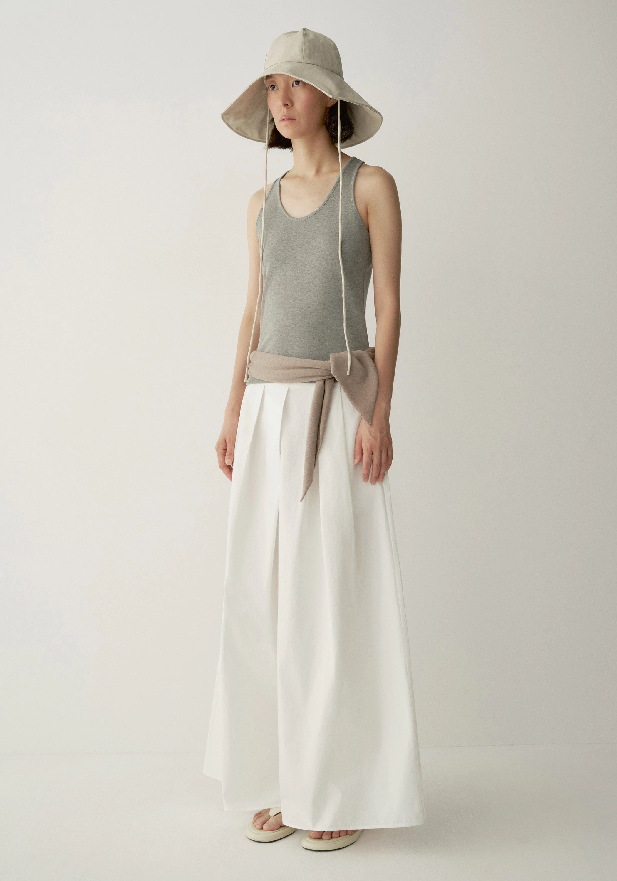 #color_light gray