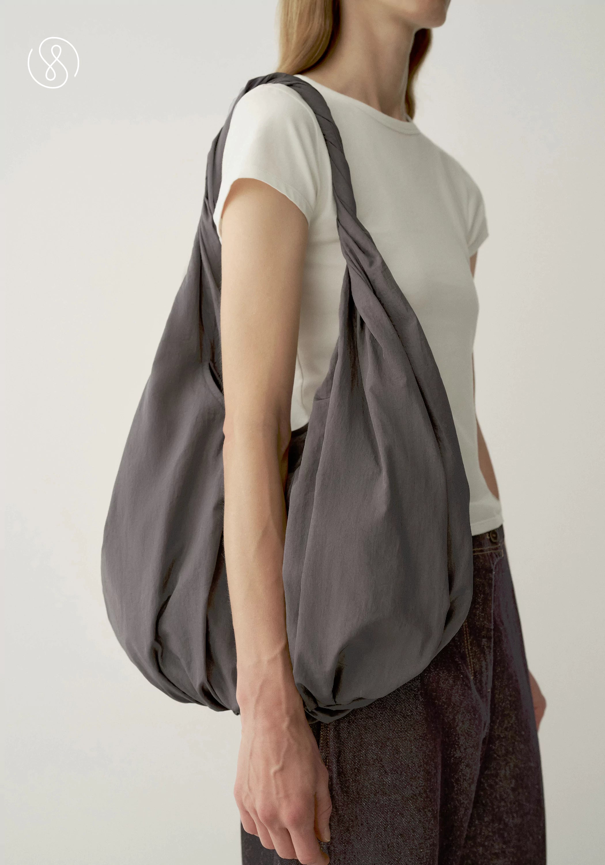 #color_mid gray