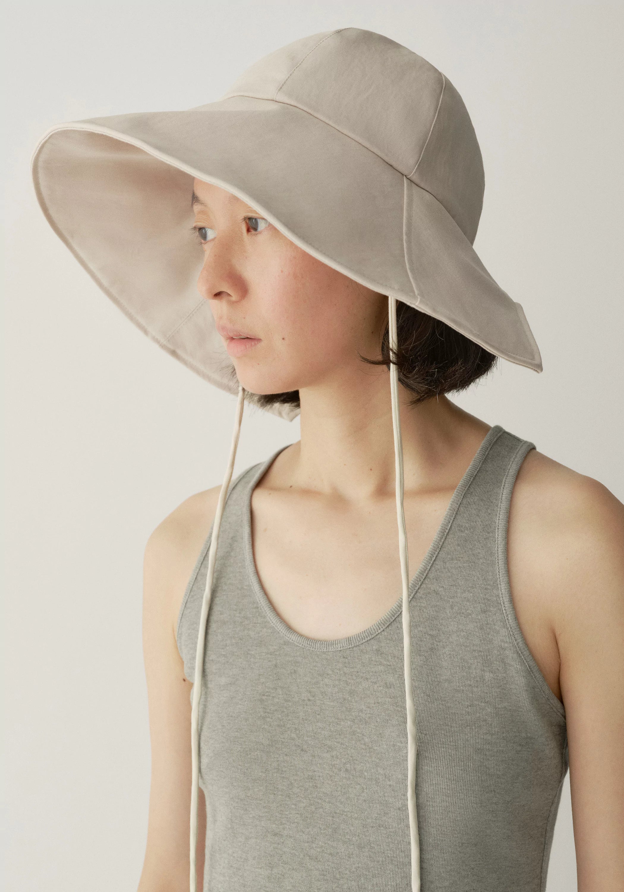 #color_light khaki
