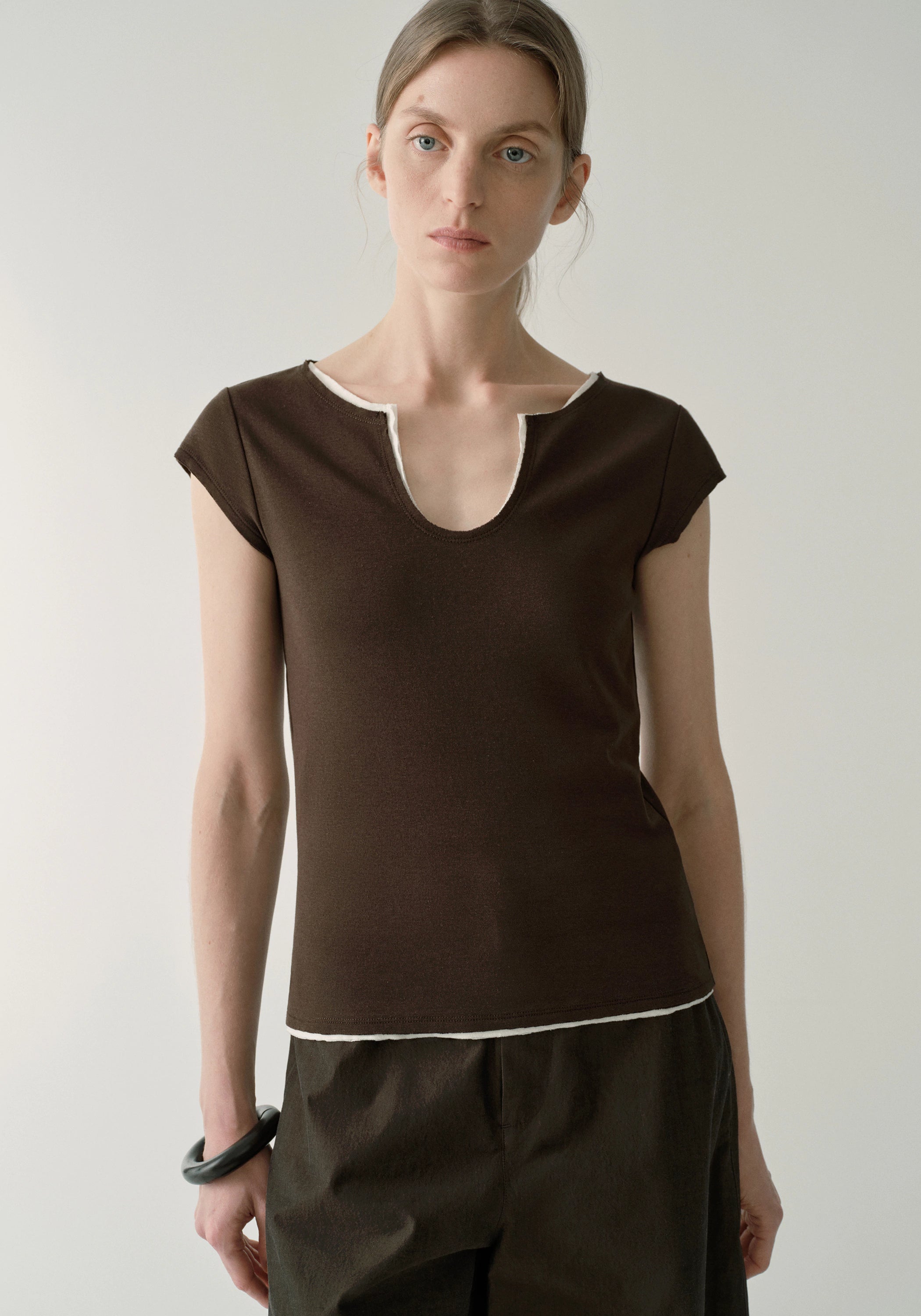 #color_raw umber
