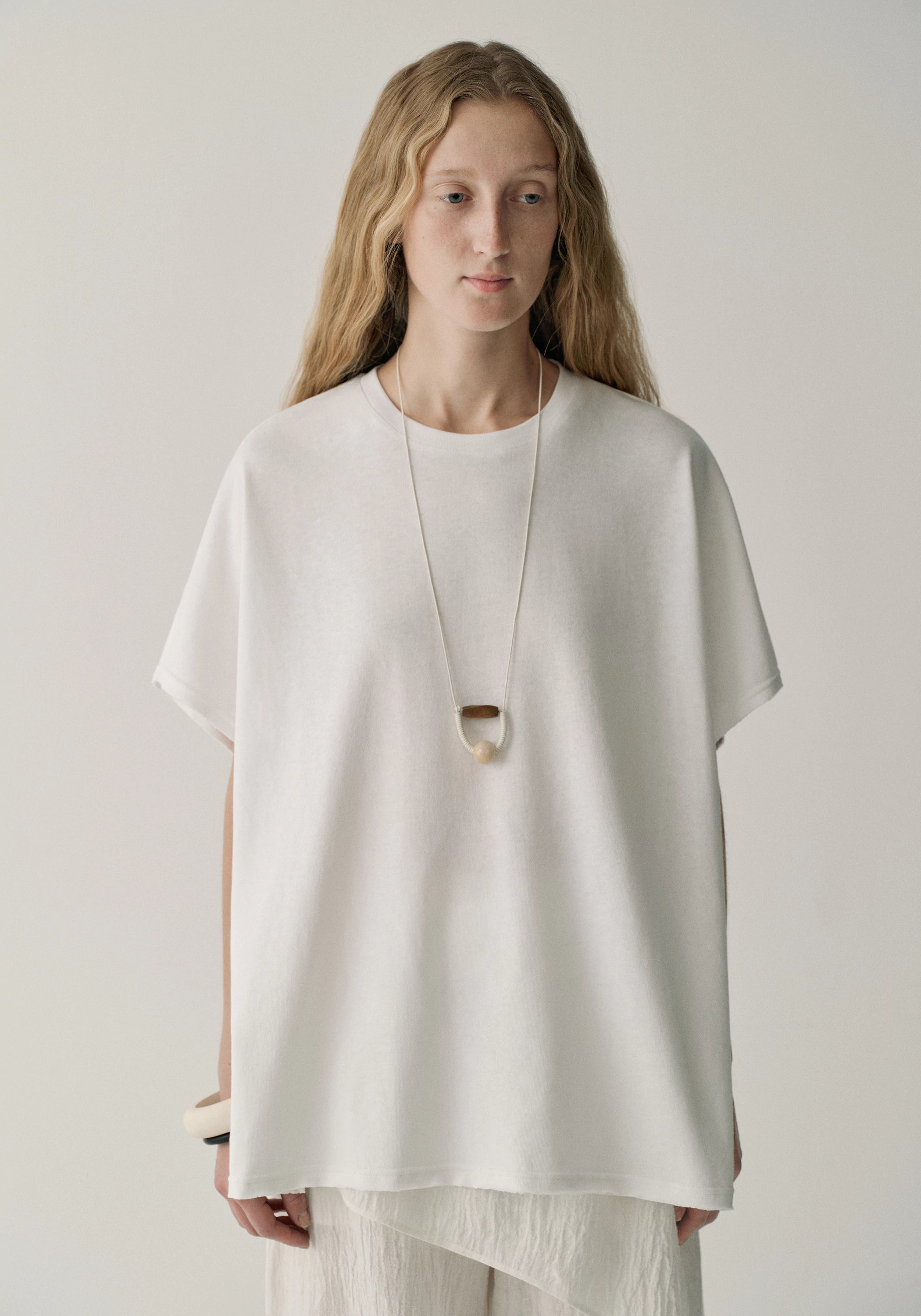 #color_off white