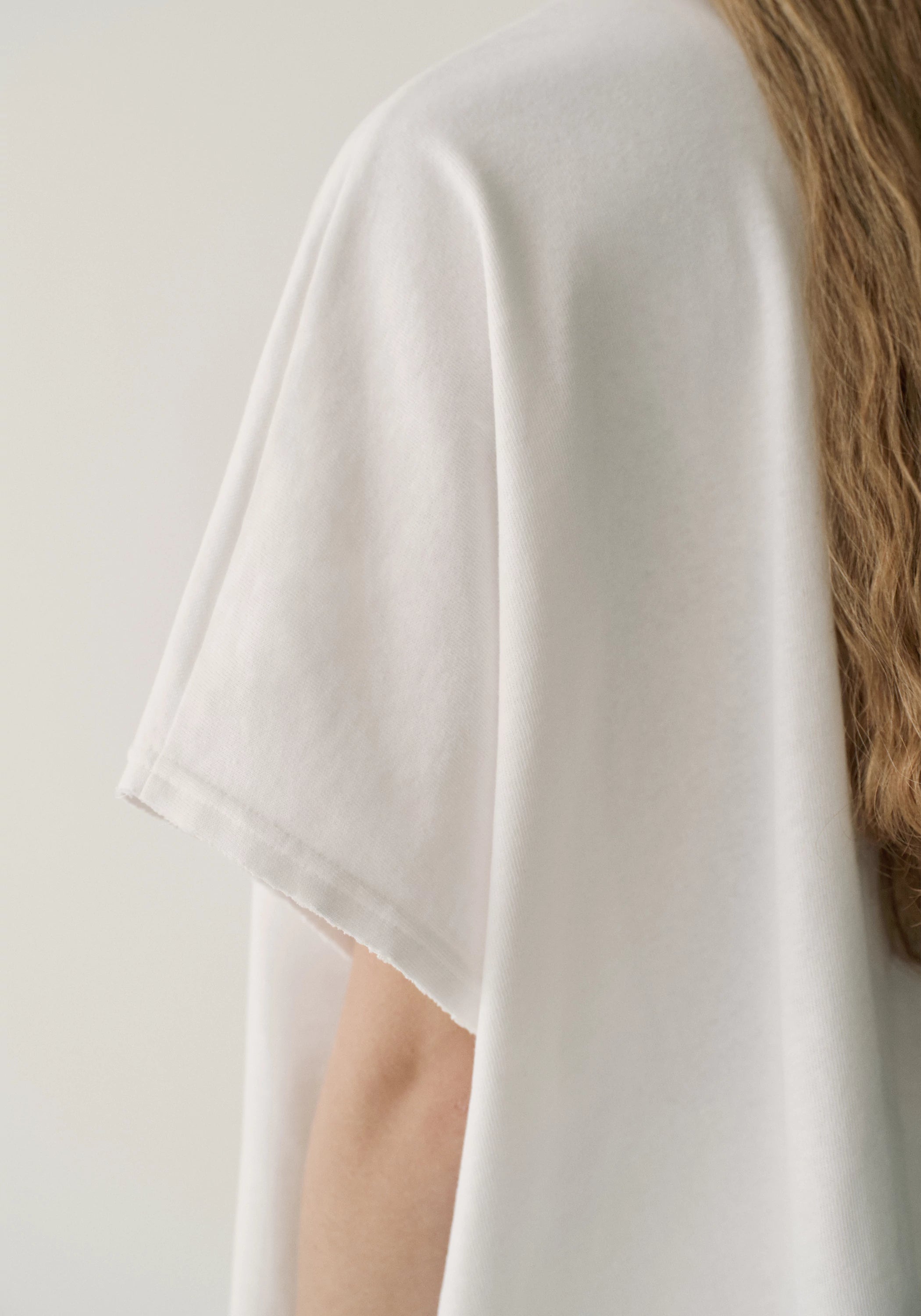 #color_off white