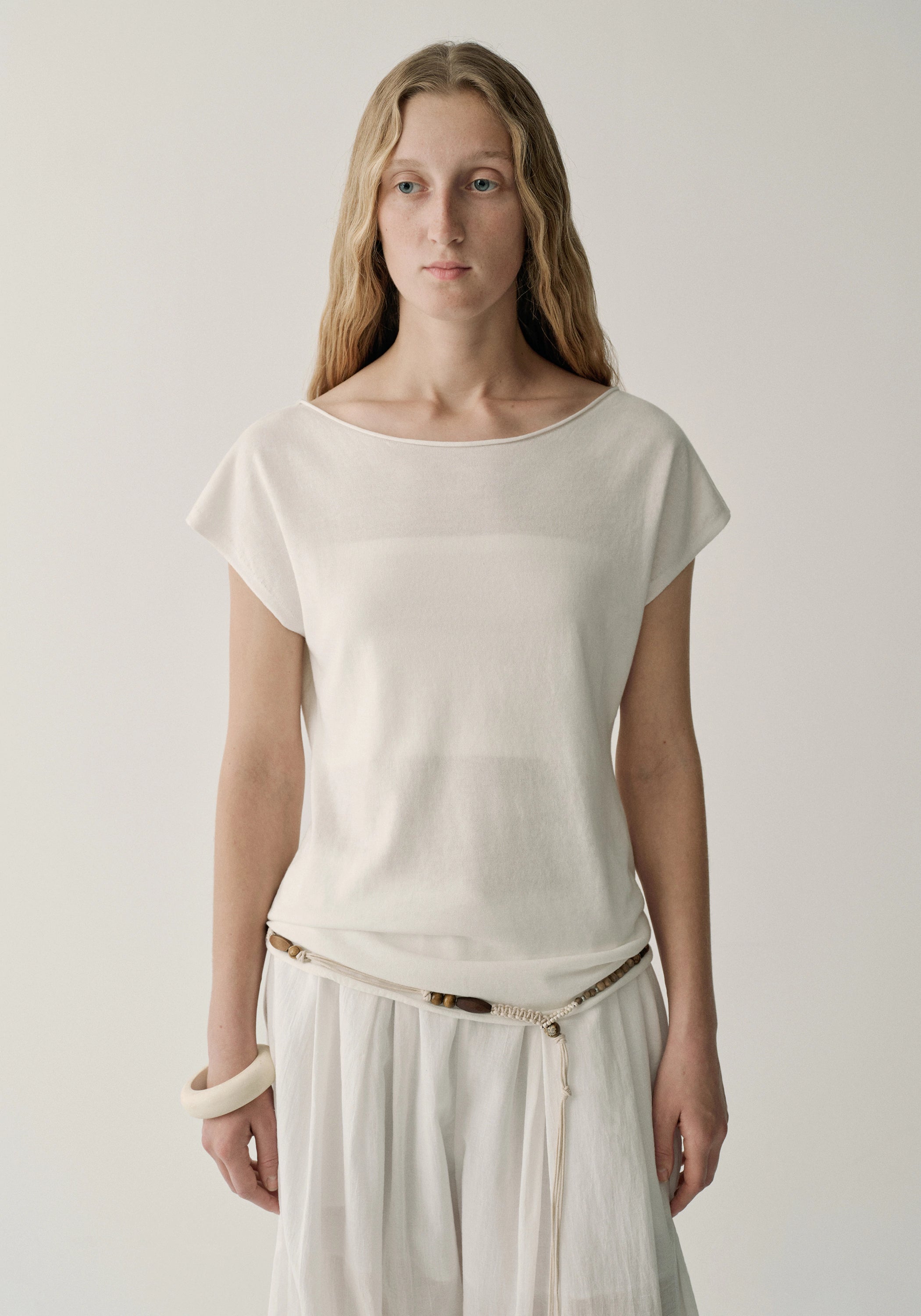 #color_off white