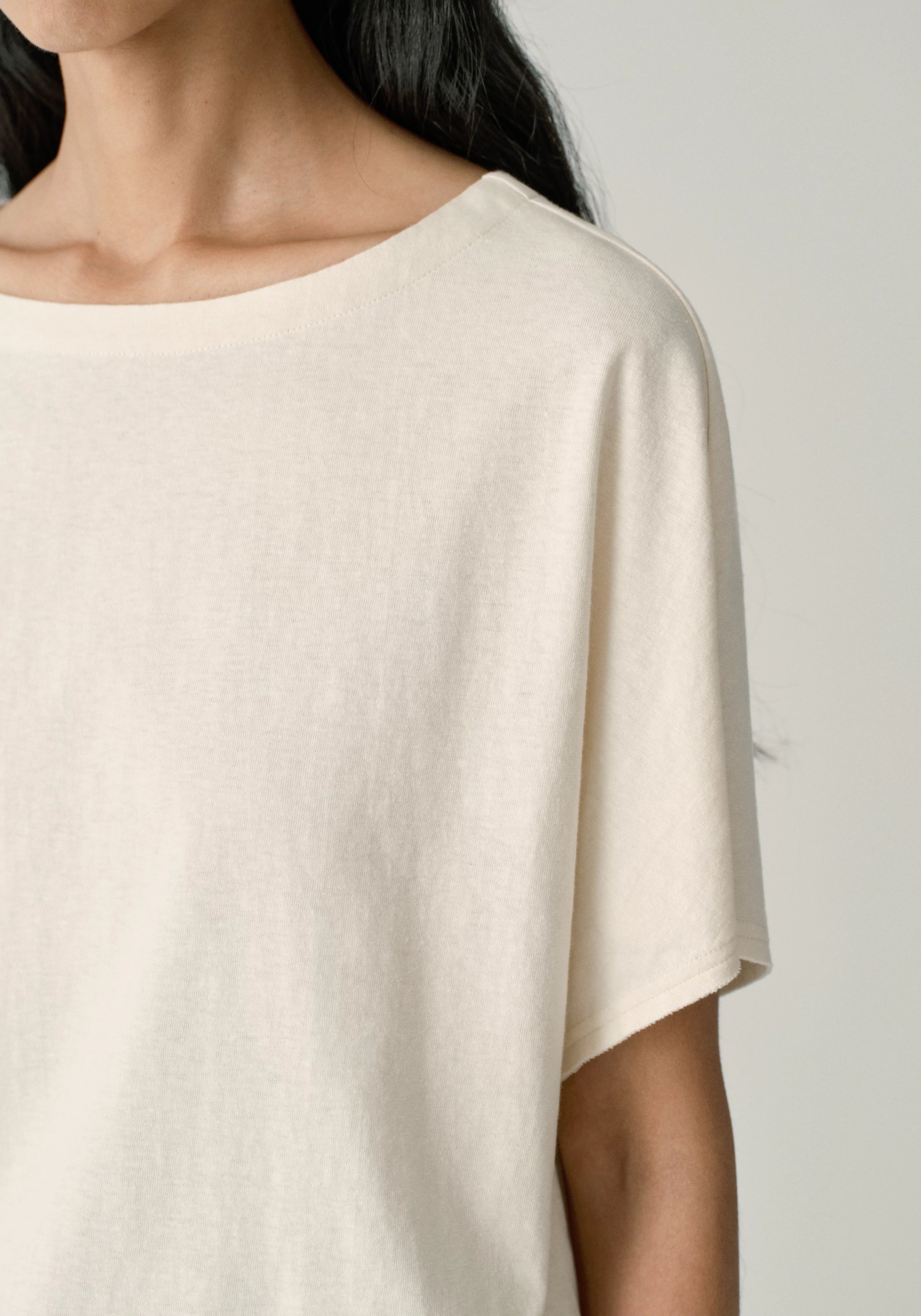 #color_cream white