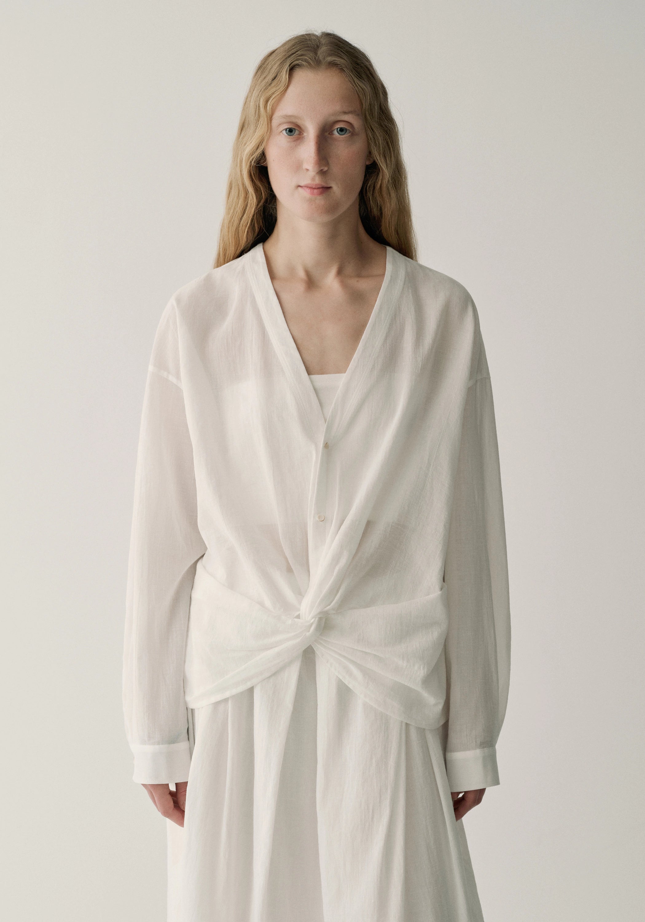 #color_off white