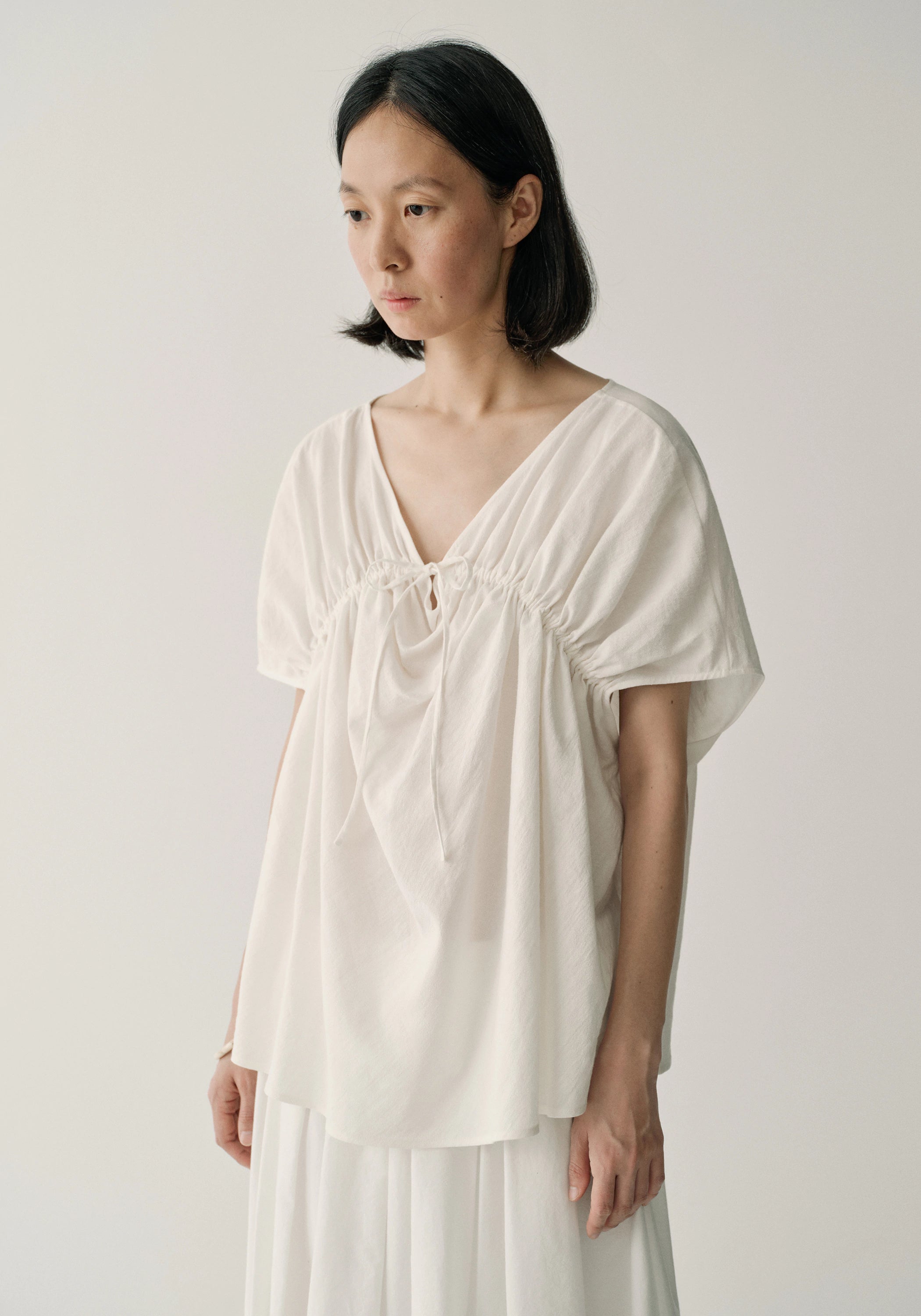 #color_off white