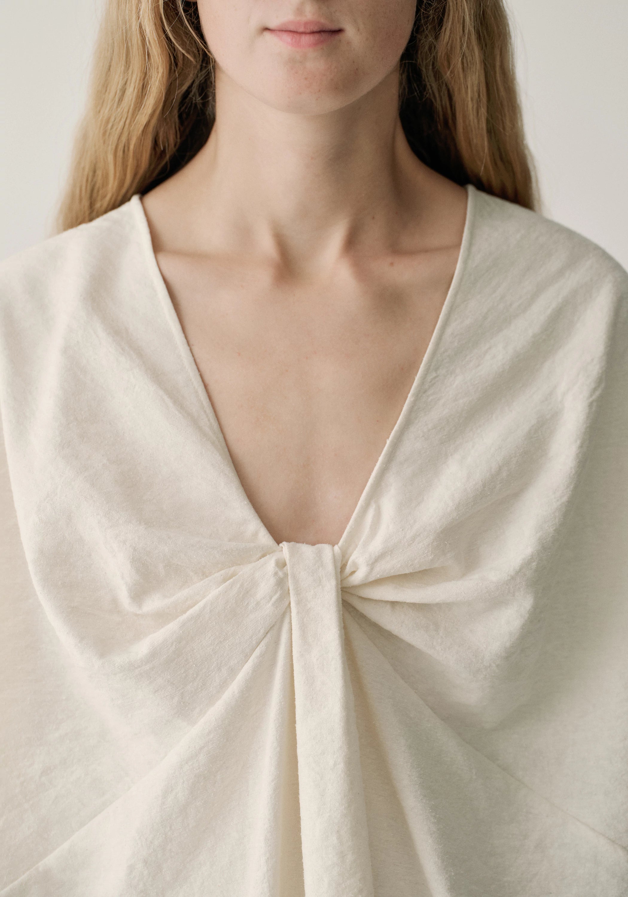 #color_off white