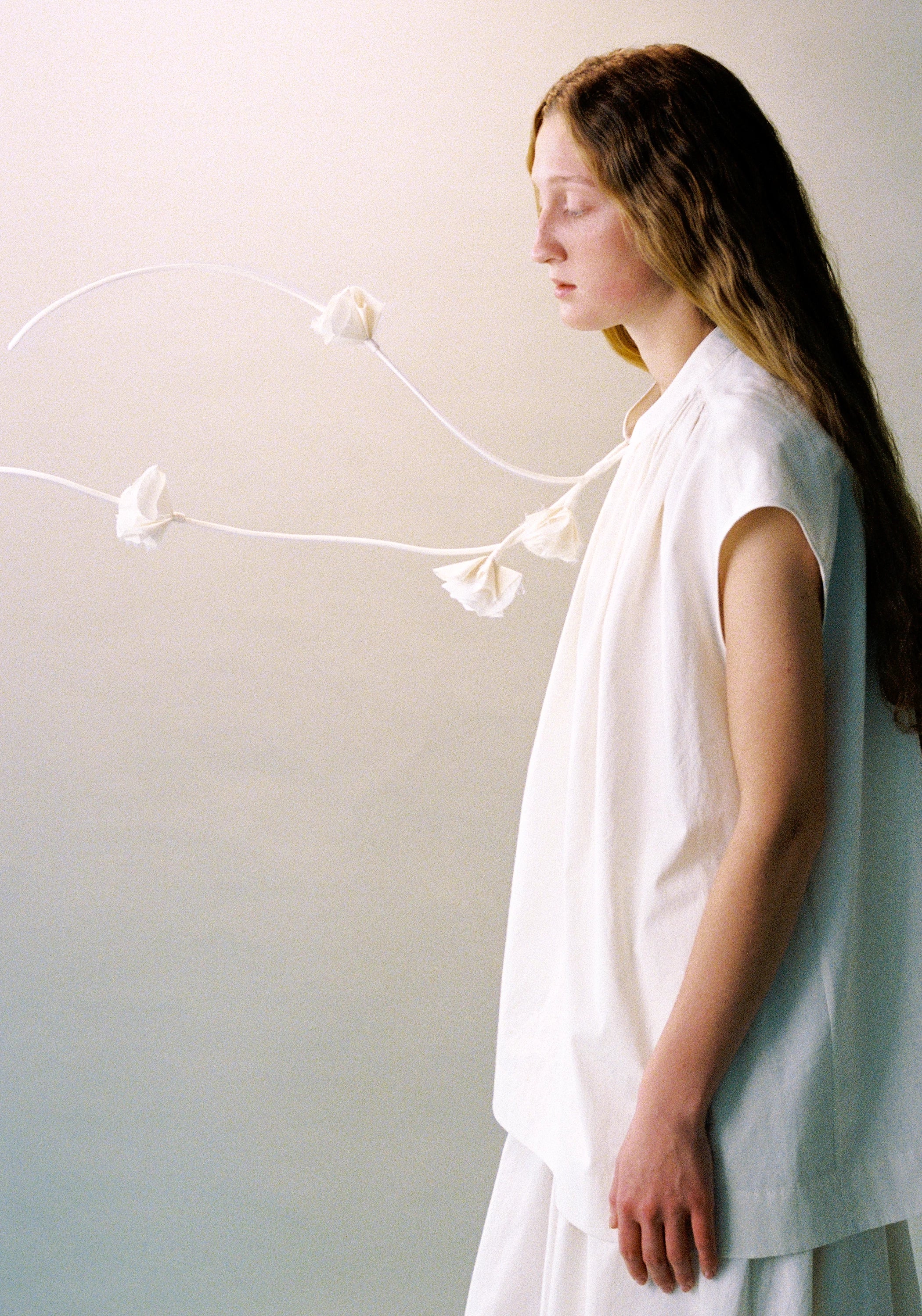 #color_off white