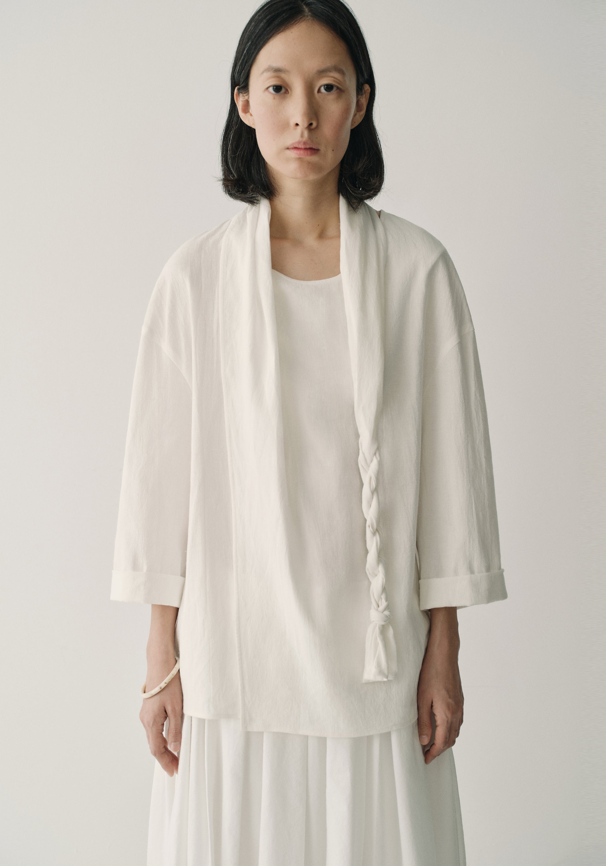 #color_off white
