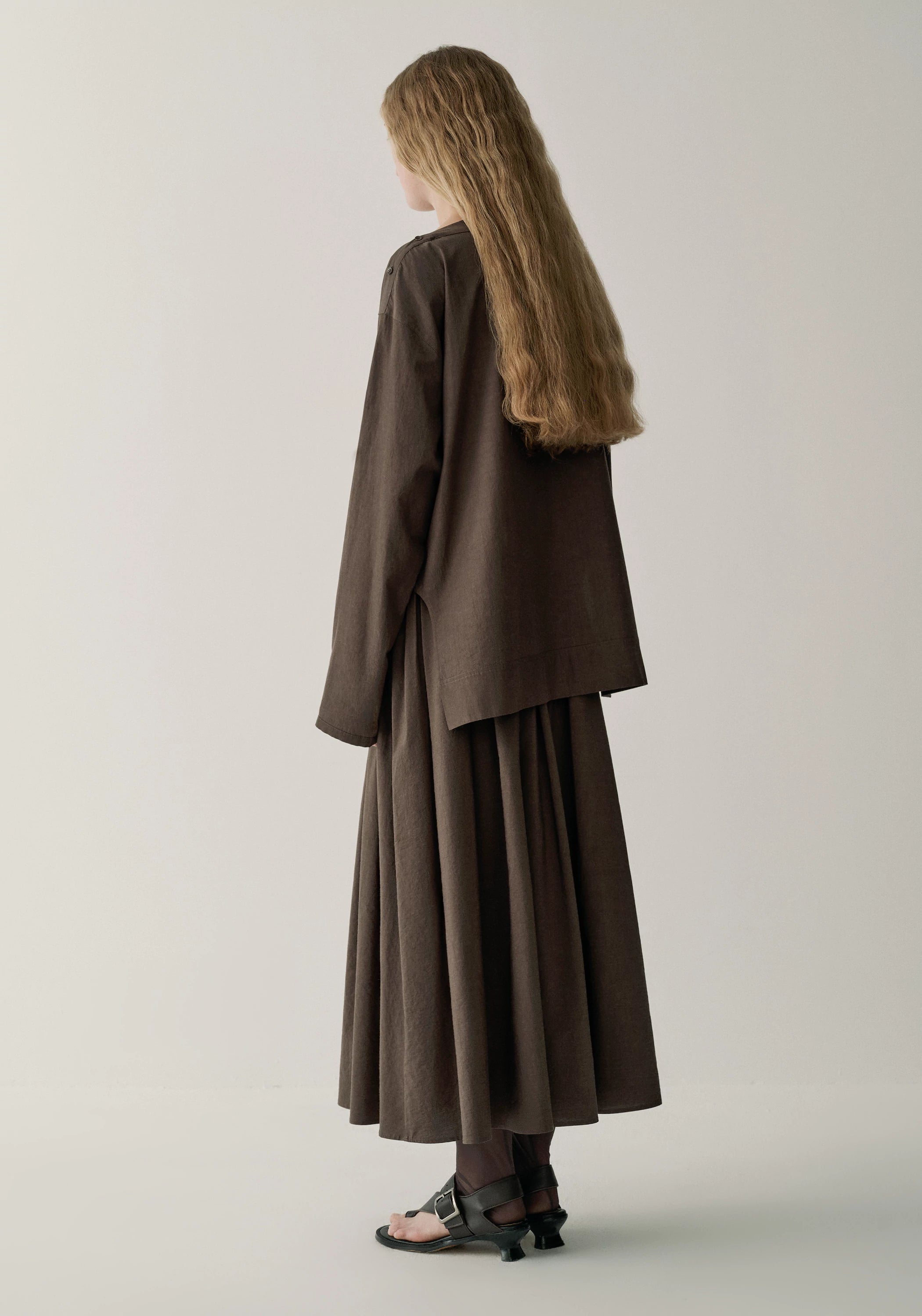 #color_raw umber