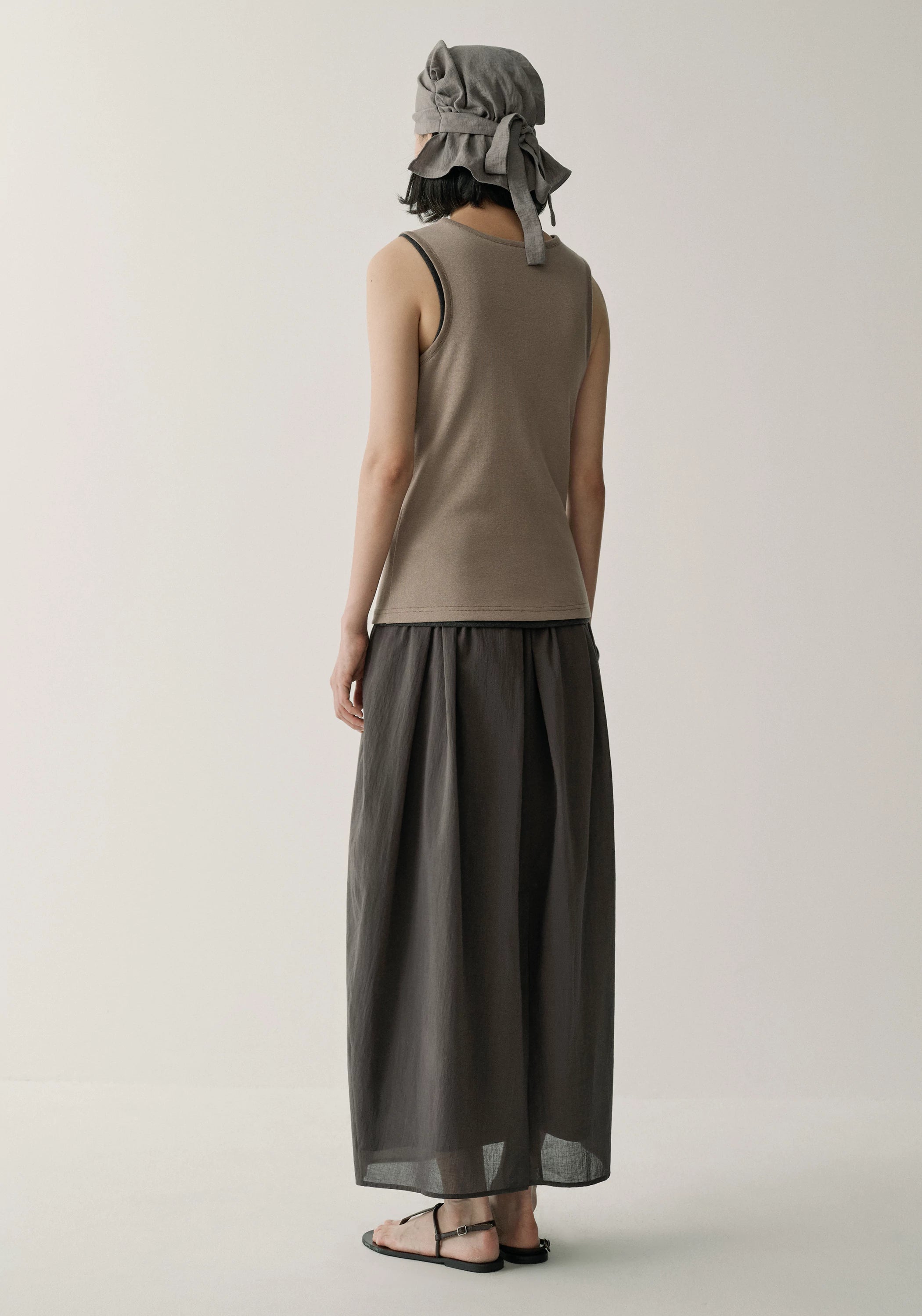 #color_light brown