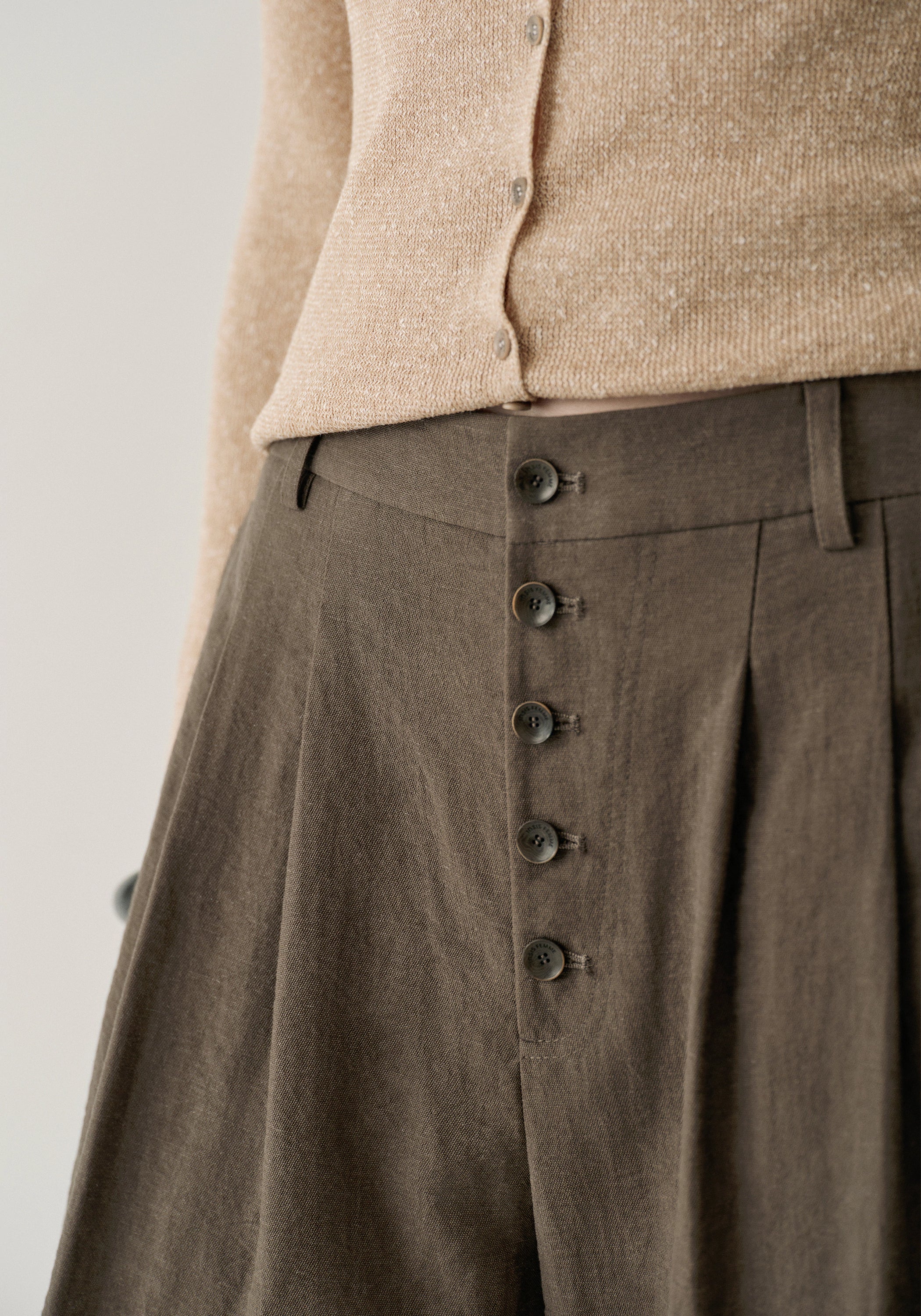 #color_raw umber