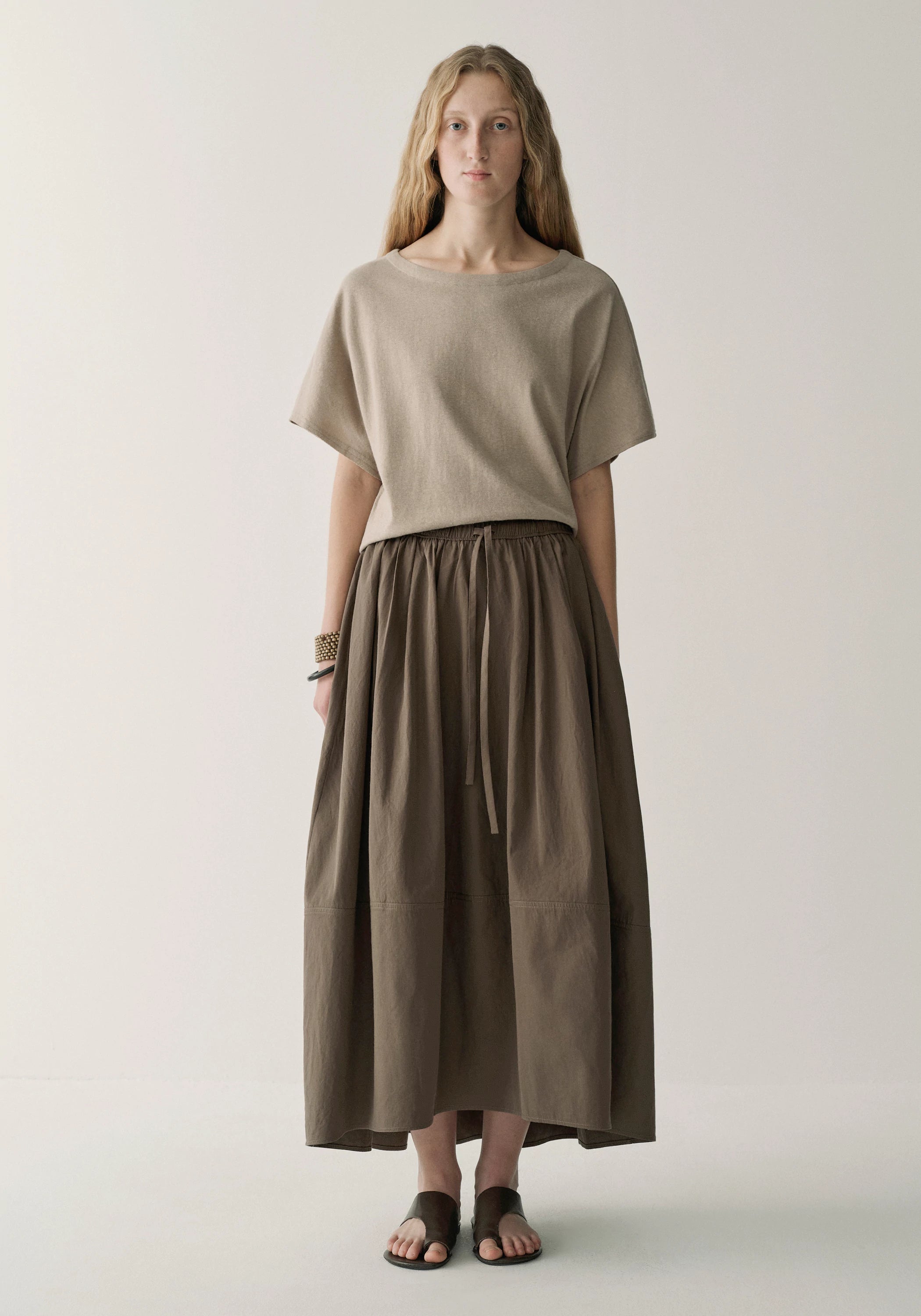 #color_raw umber