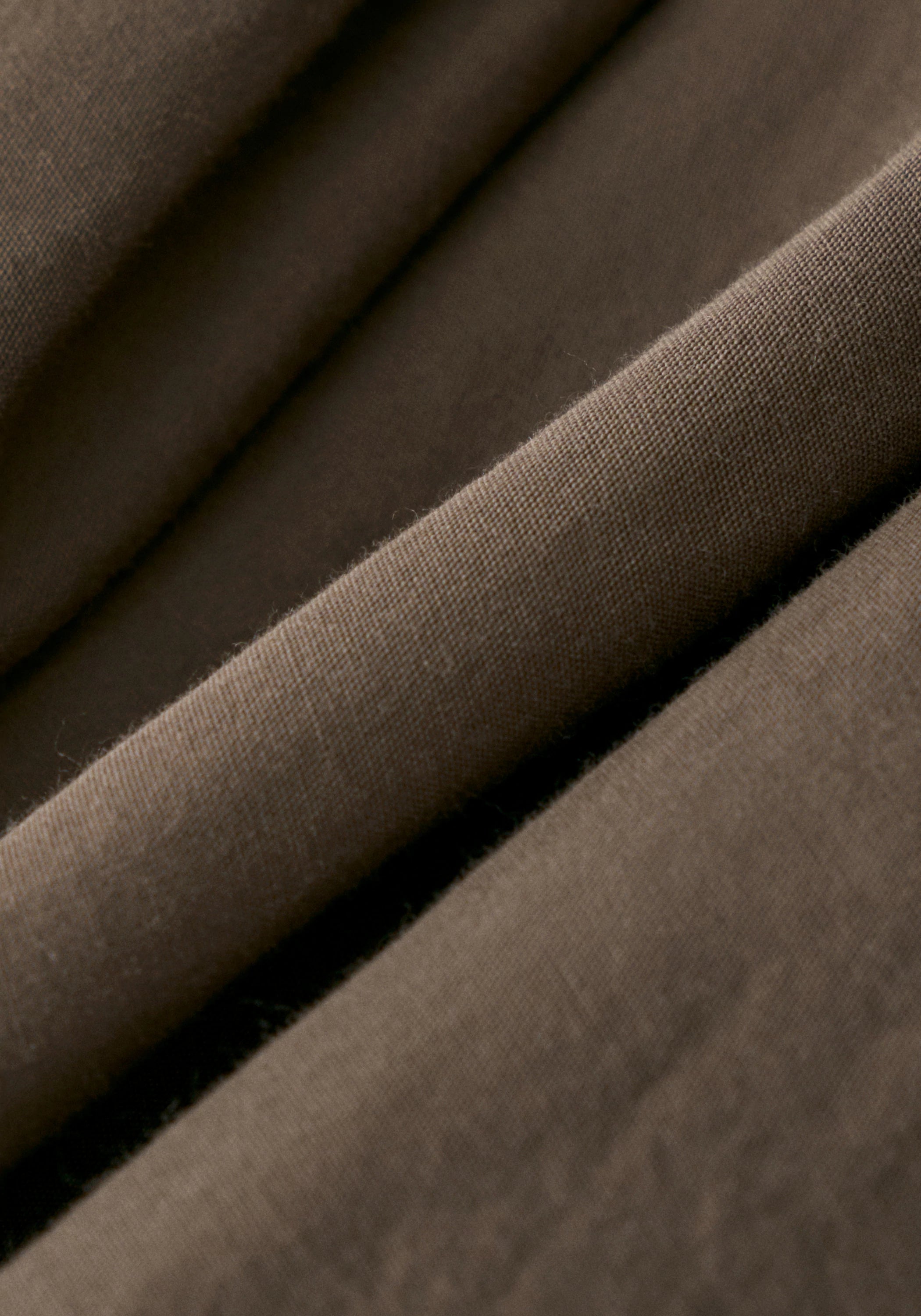 #color_raw umber