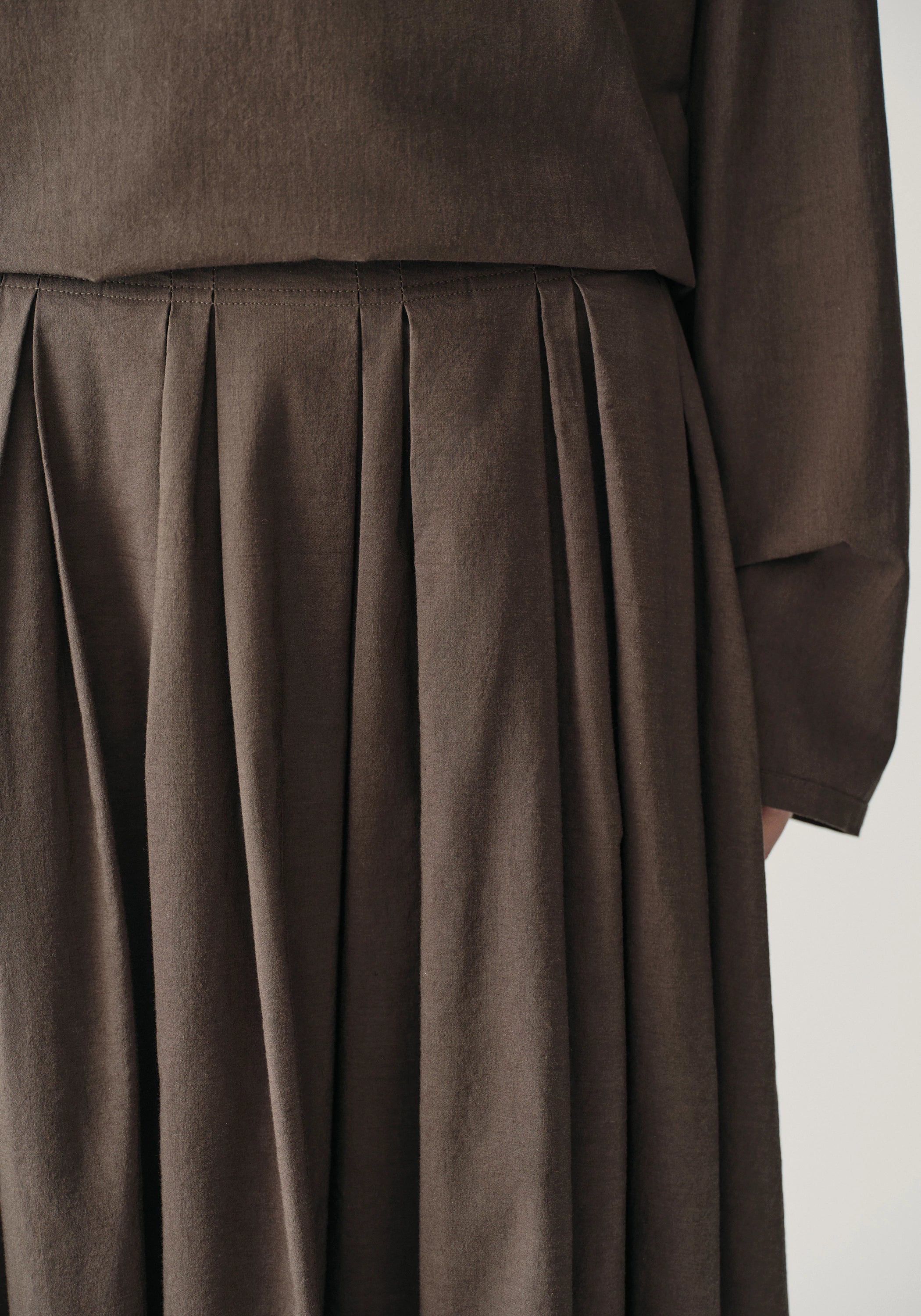 #color_raw umber