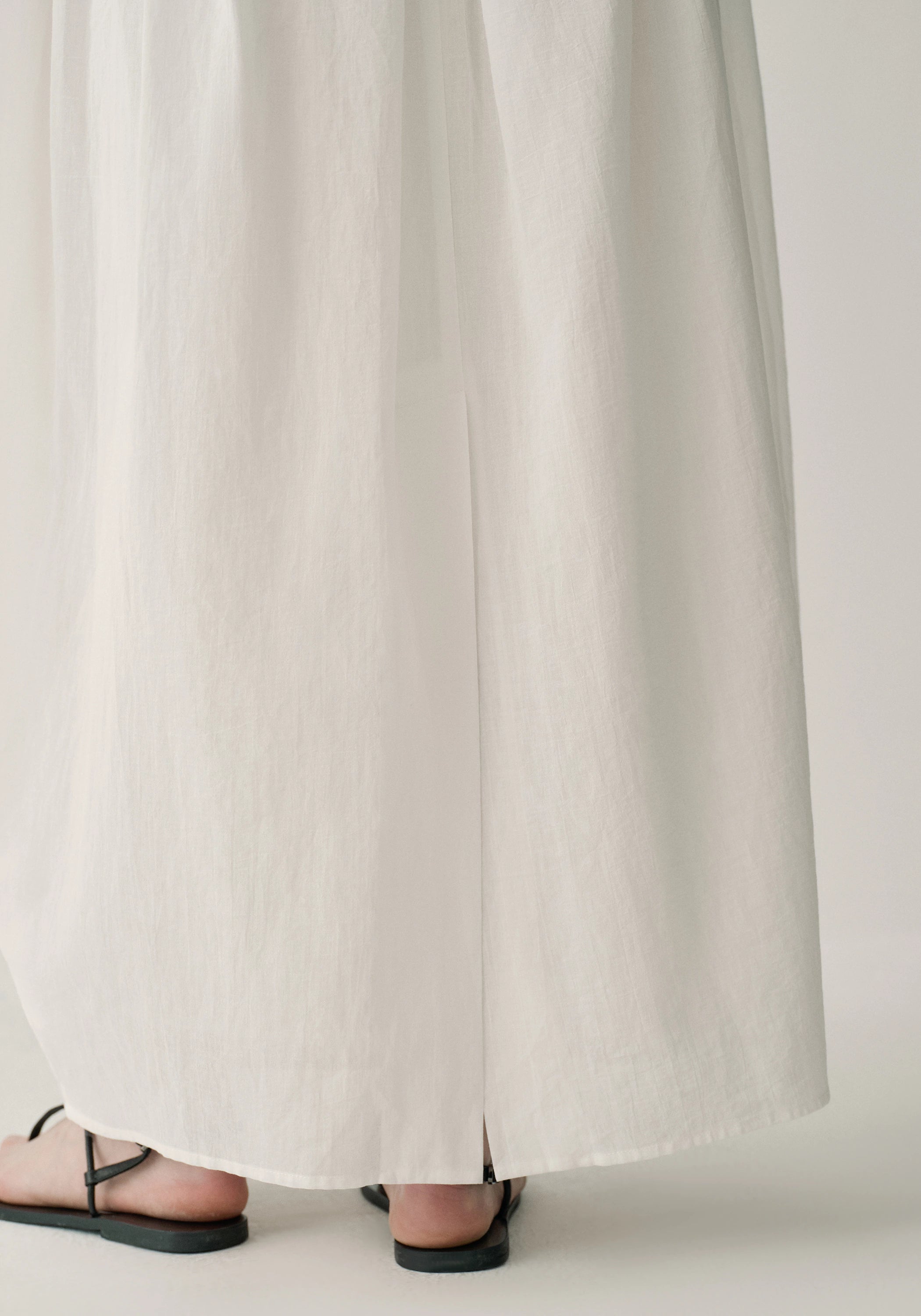 #color_off white