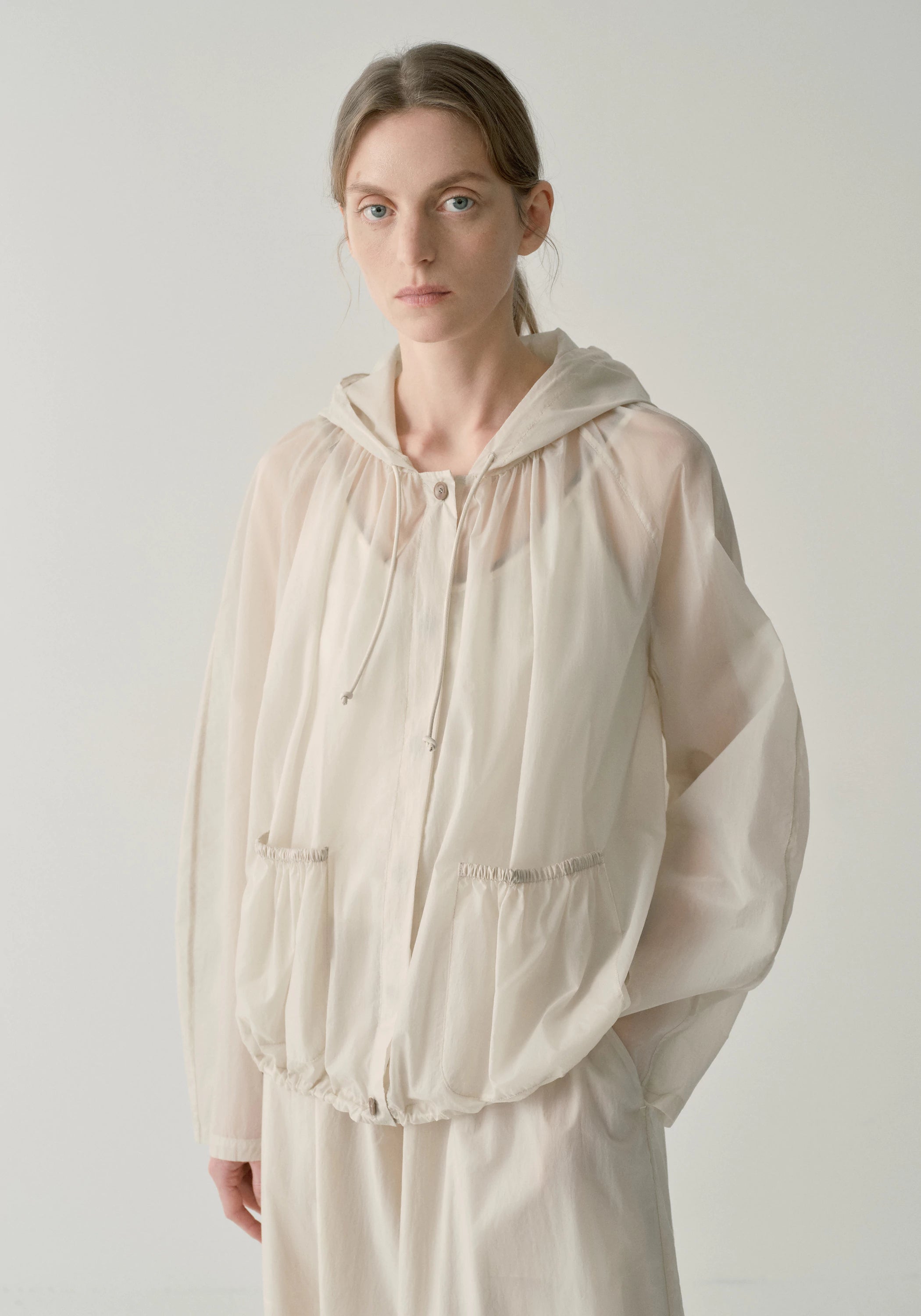 #color_light khaki