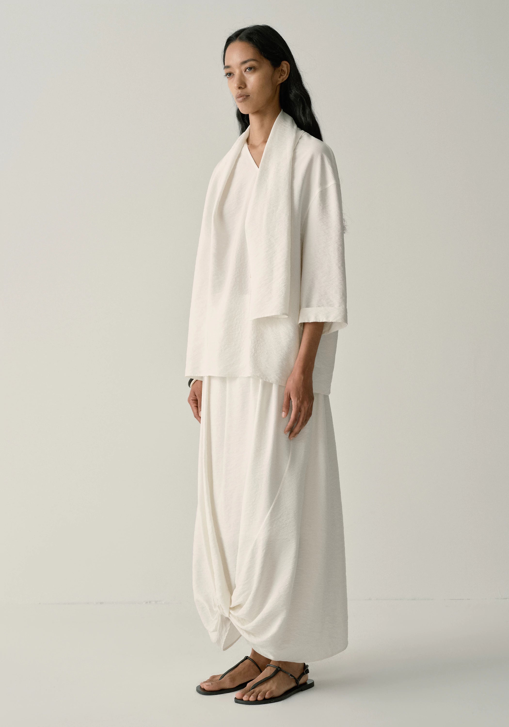 #color_off white