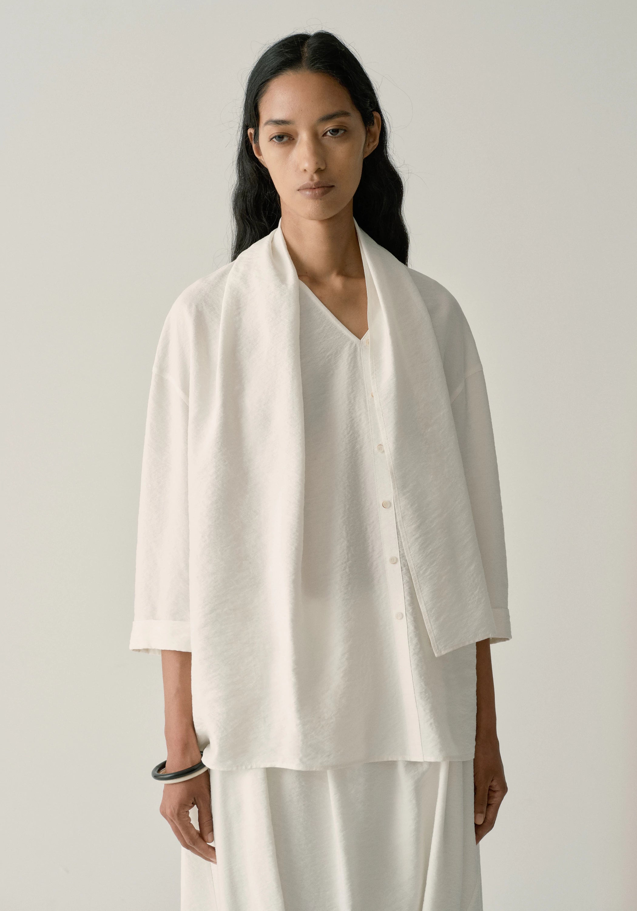 #color_off white