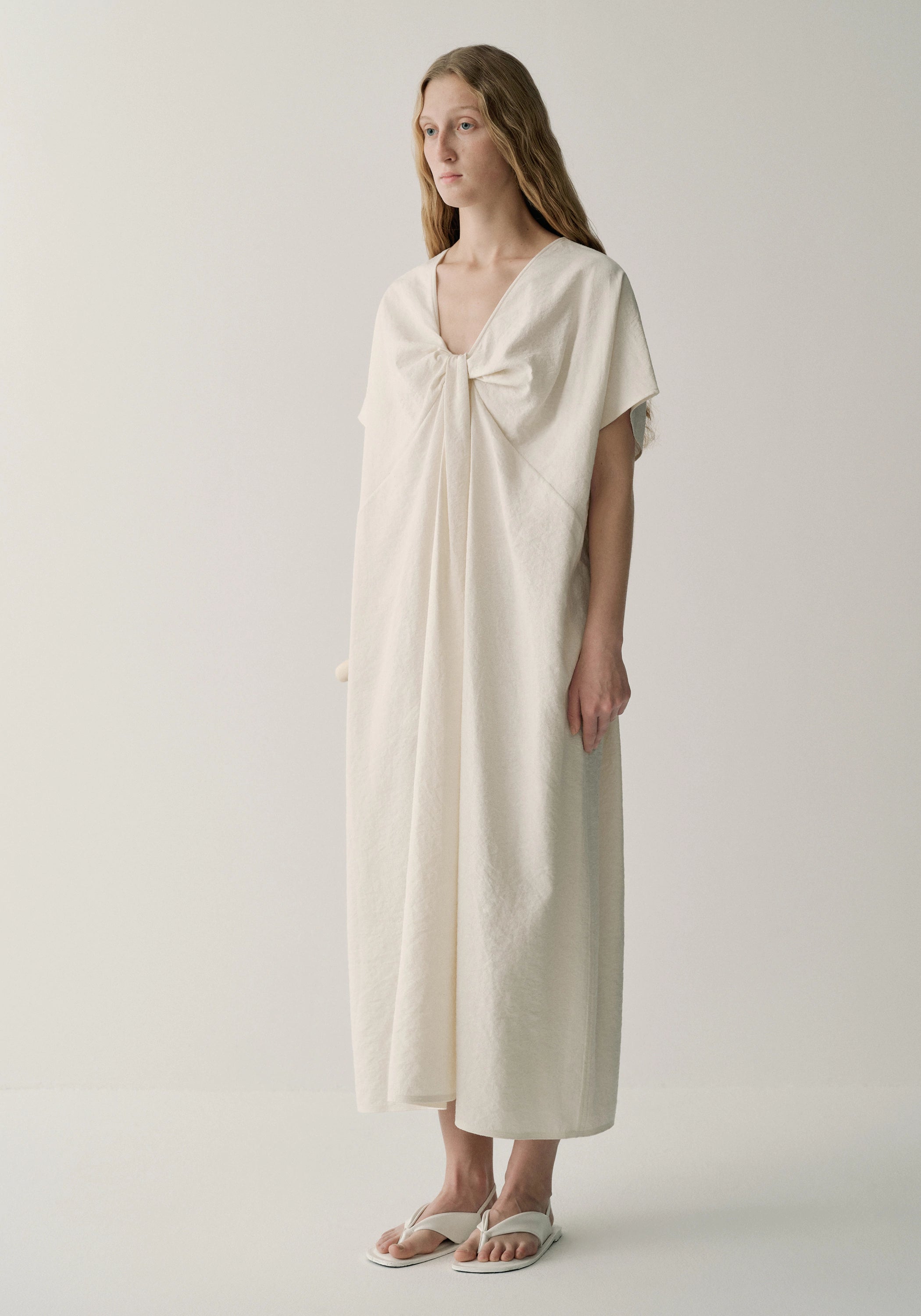 #color_off white
