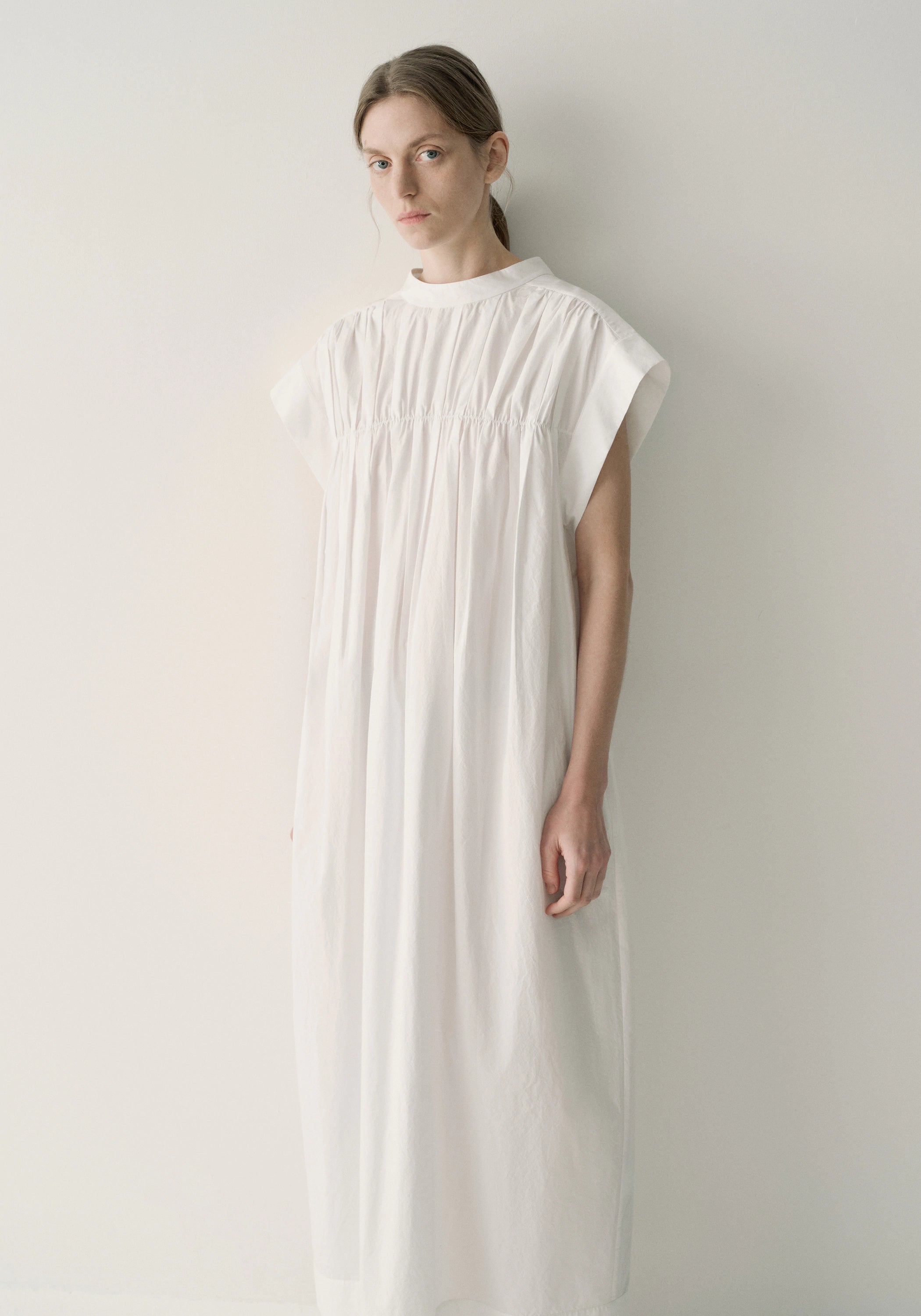 #color_off white