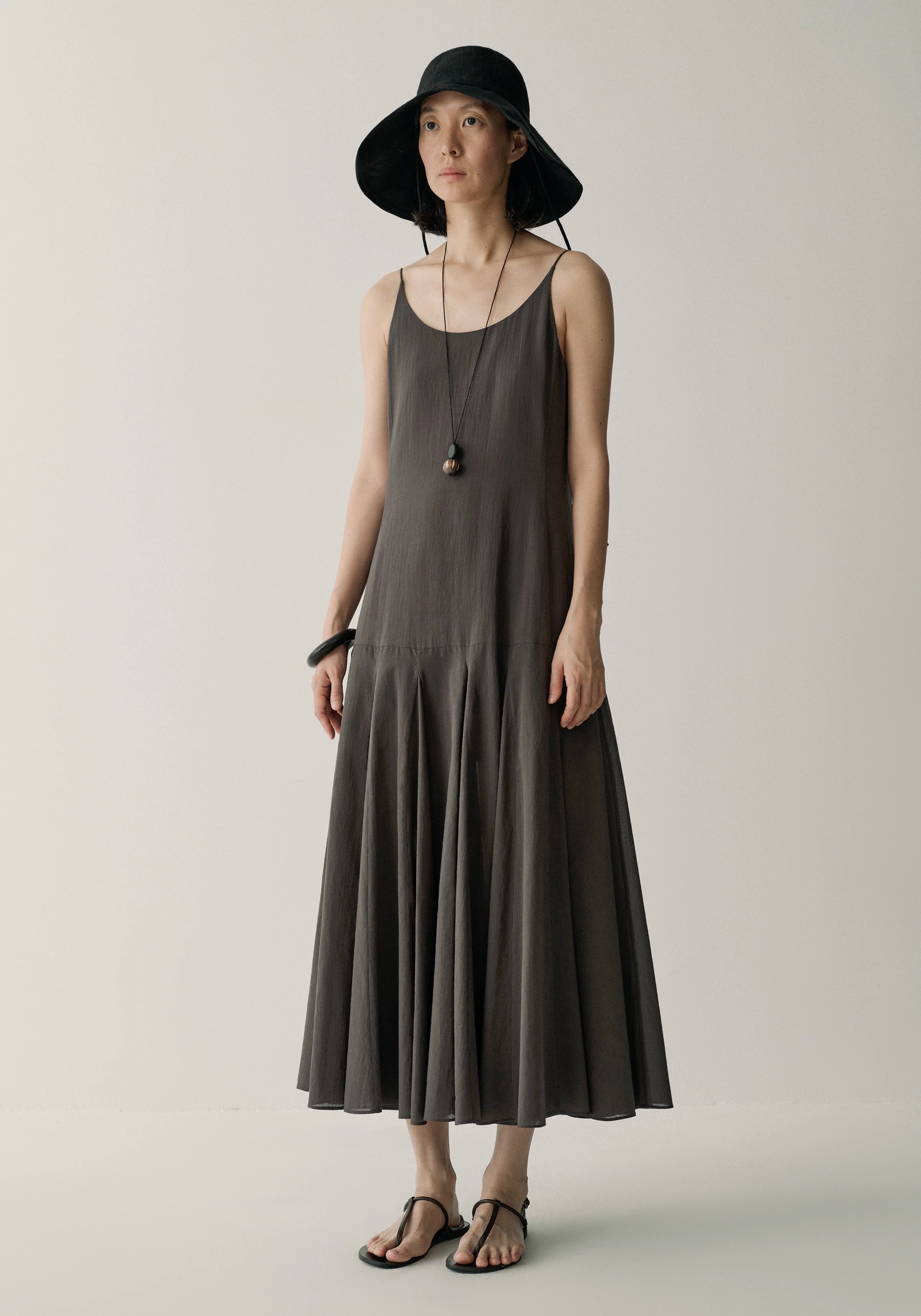 #color_dark gray