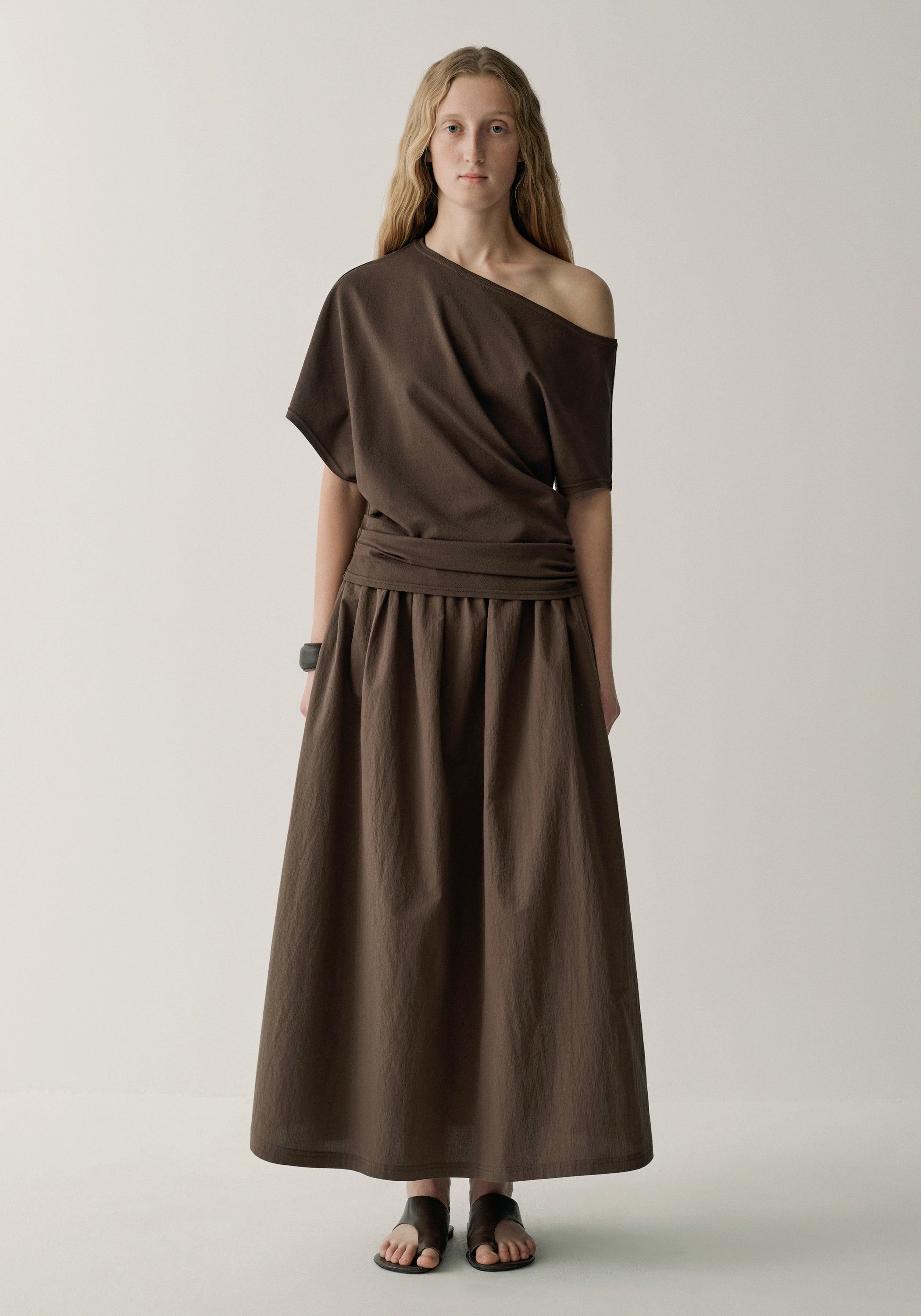 #color_raw umber