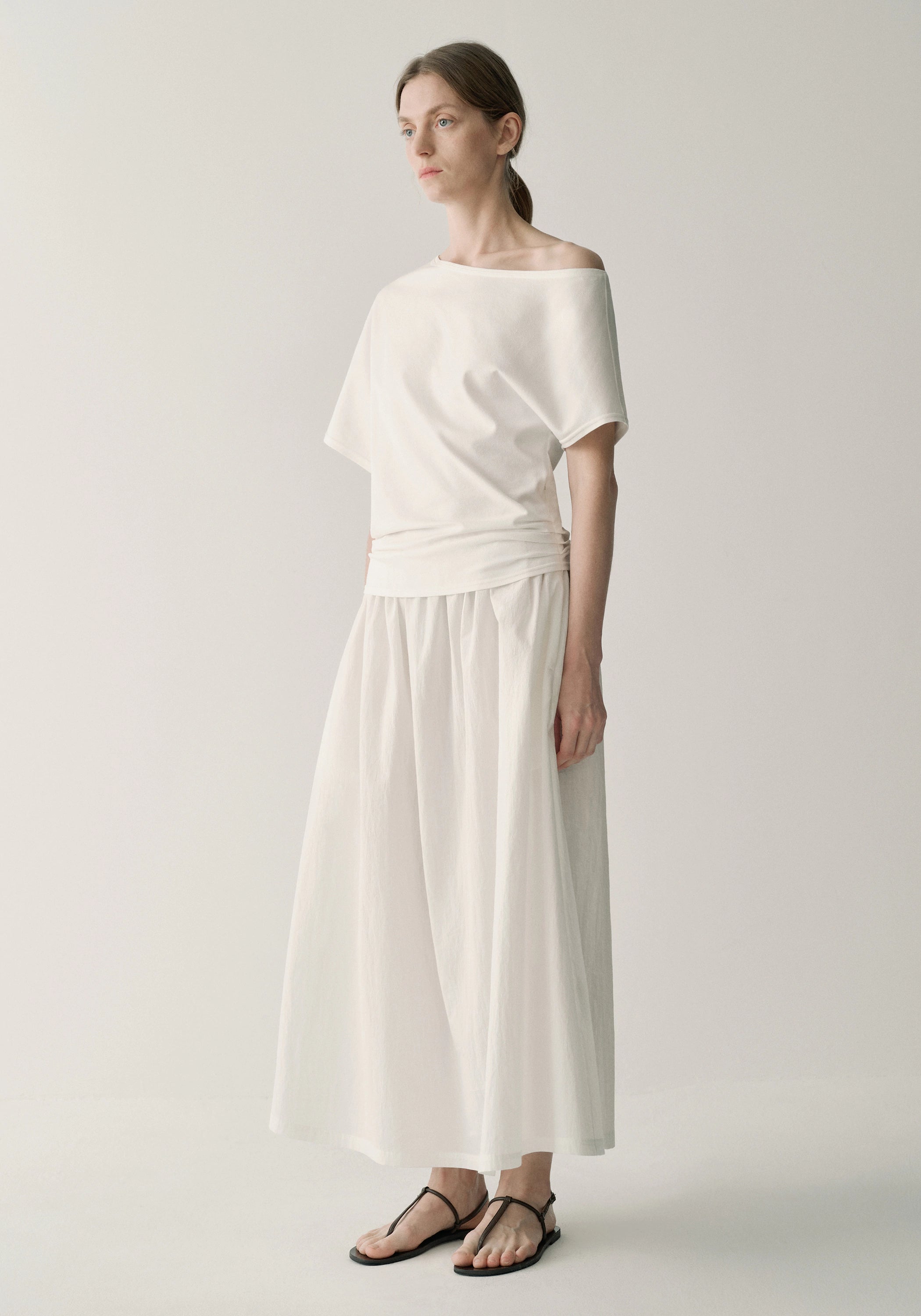 #color_off white