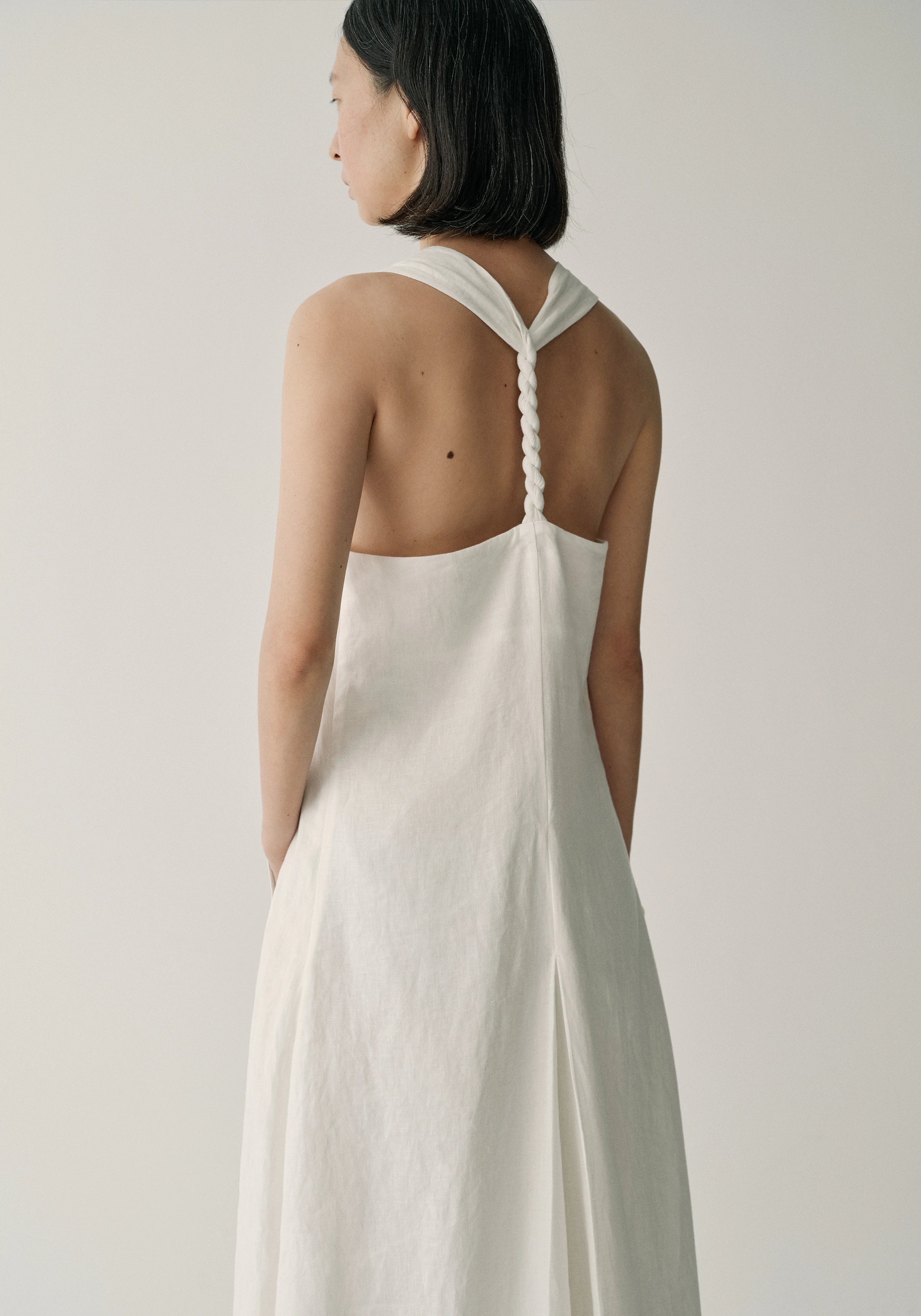 #color_off white