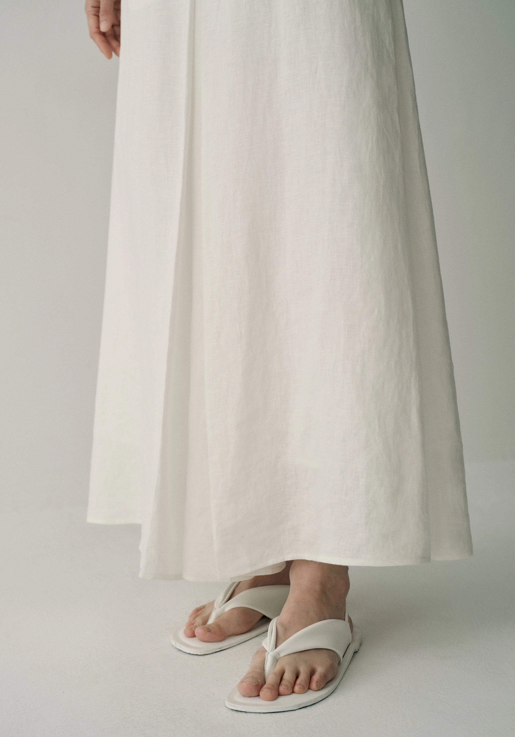 #color_off white