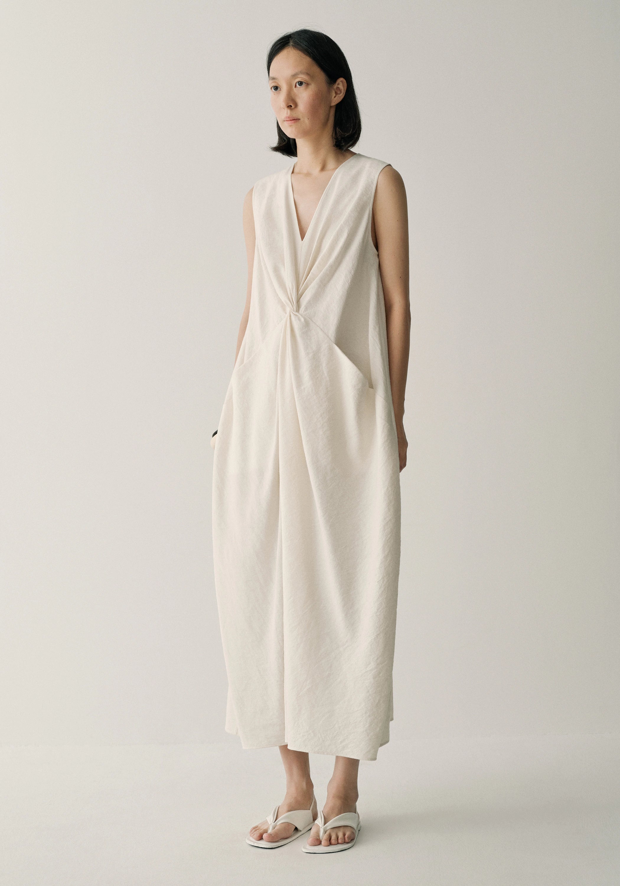 #color_off white