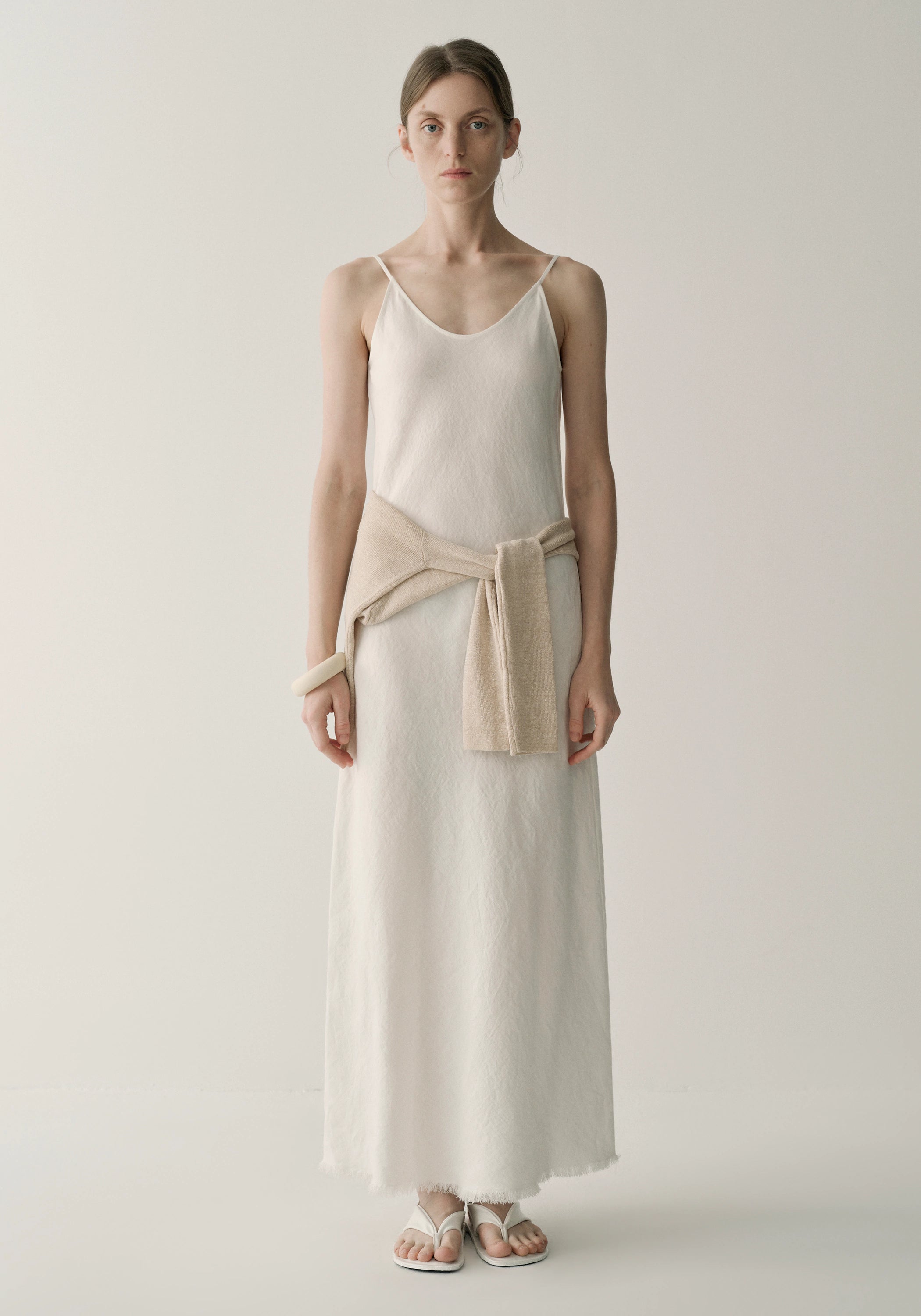#color_off white