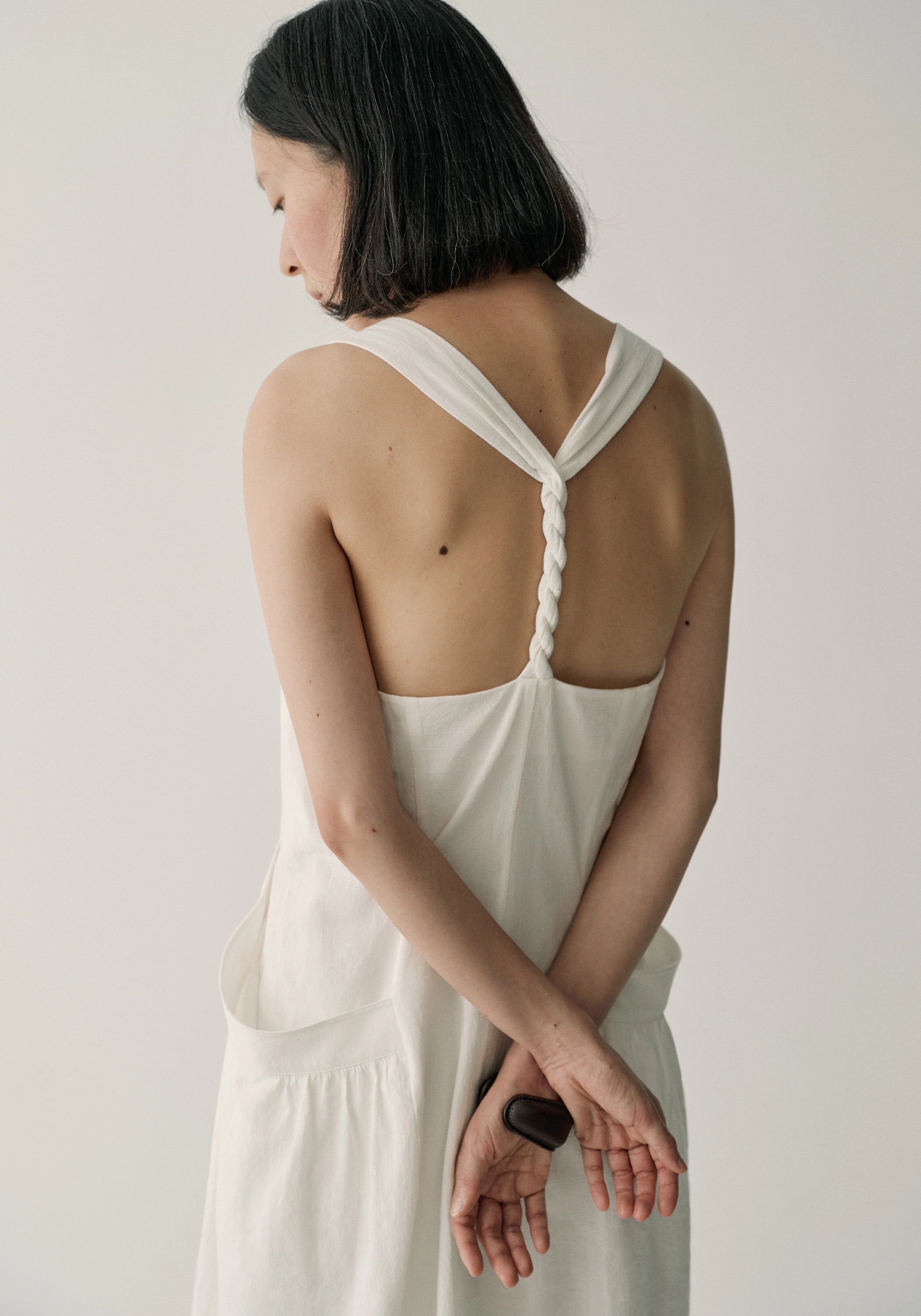 #color_off white