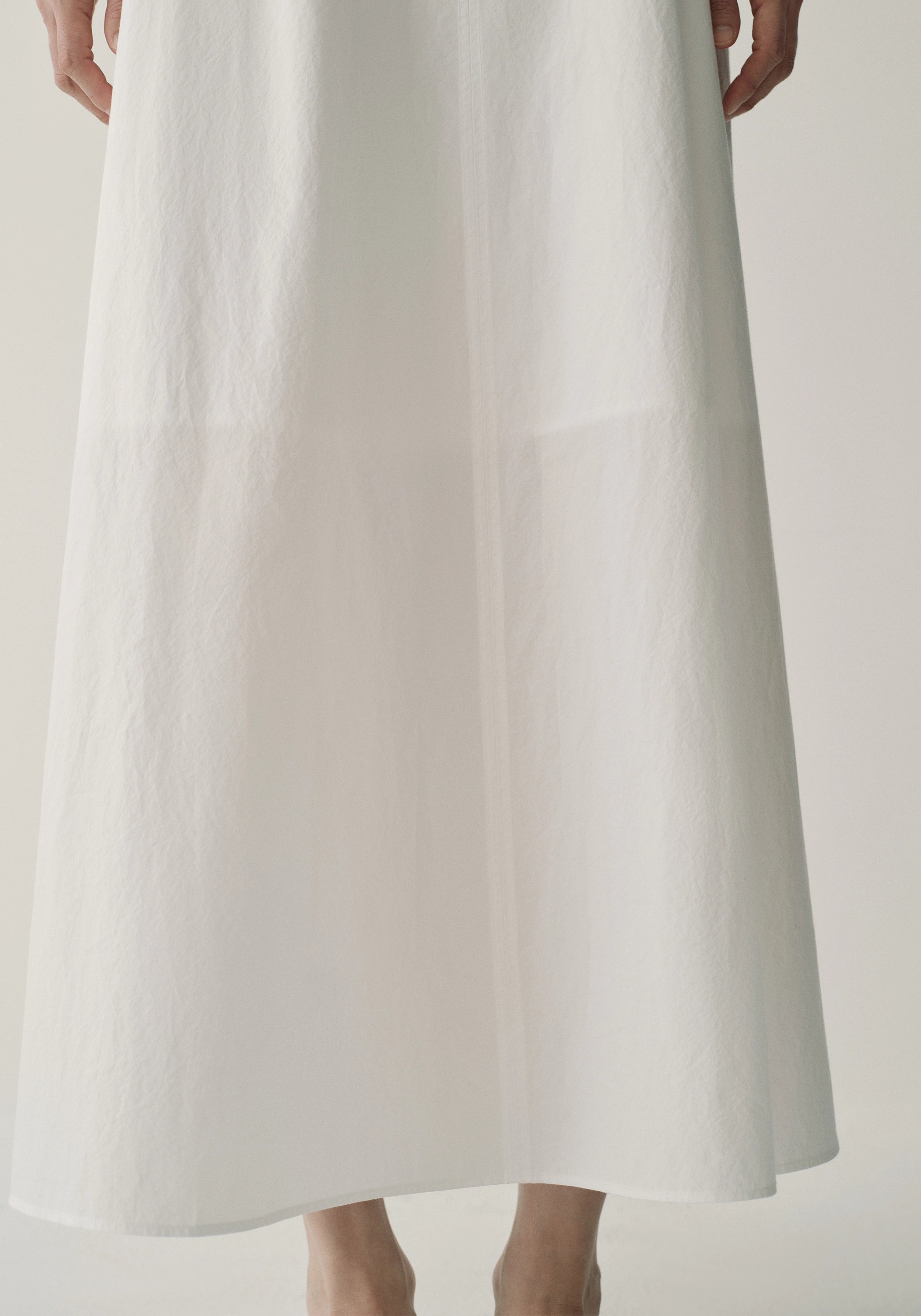 #color_off white