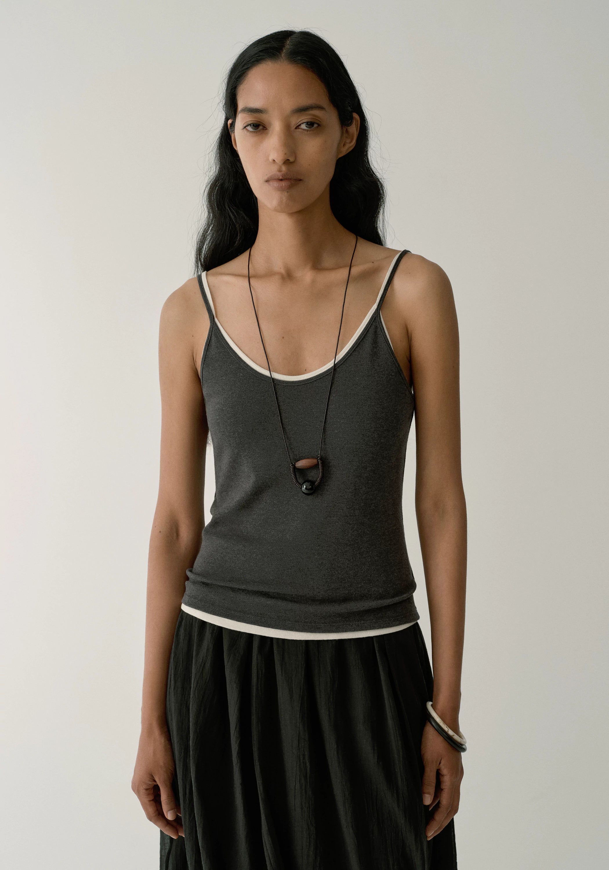 #color_dark gray