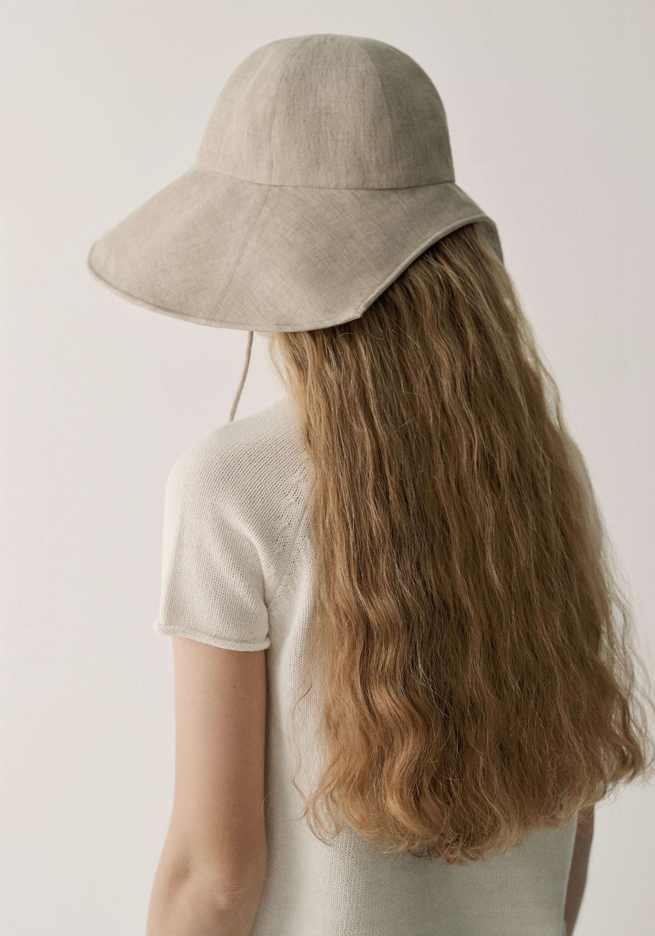 #color_light khaki