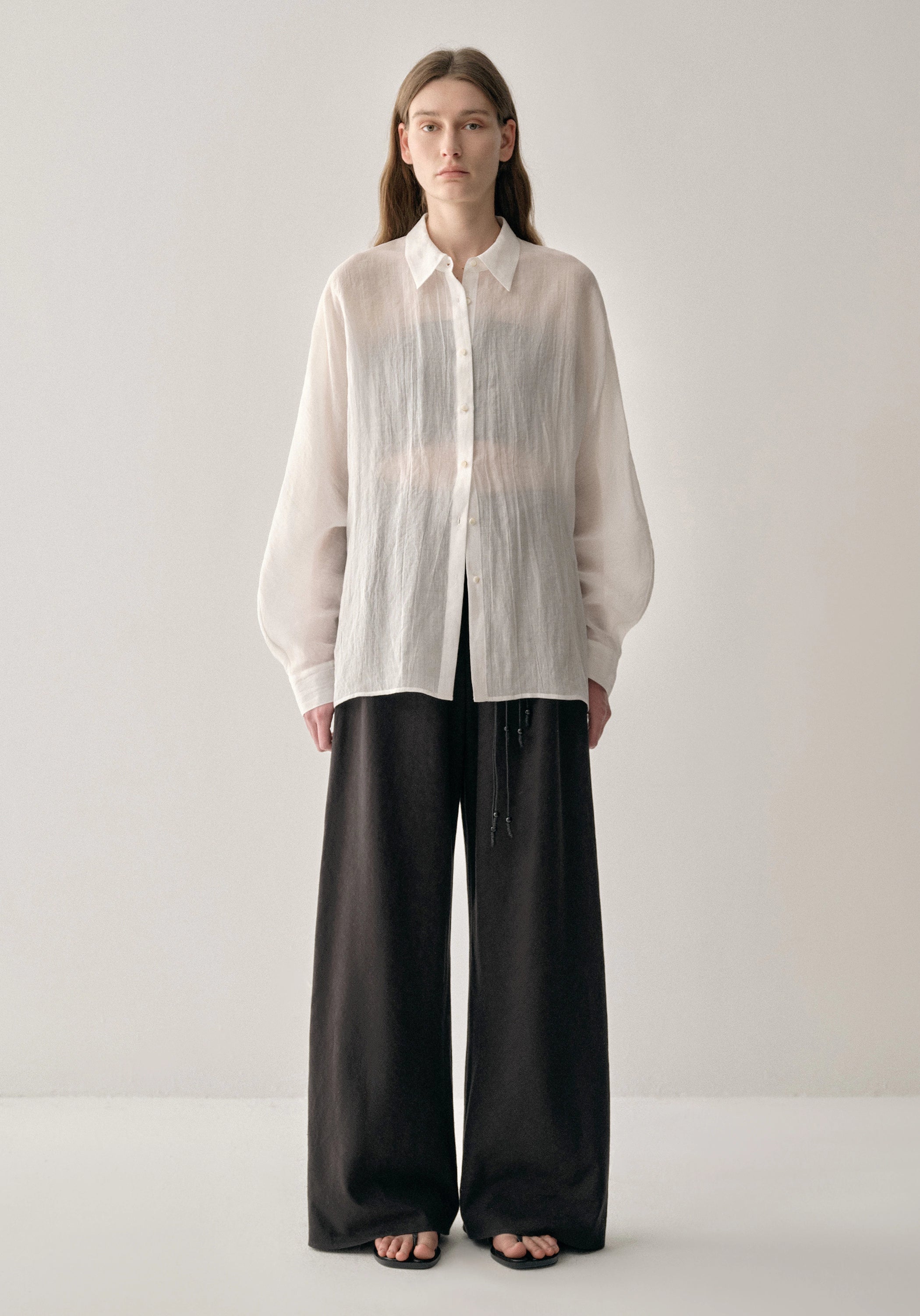 #color_off white