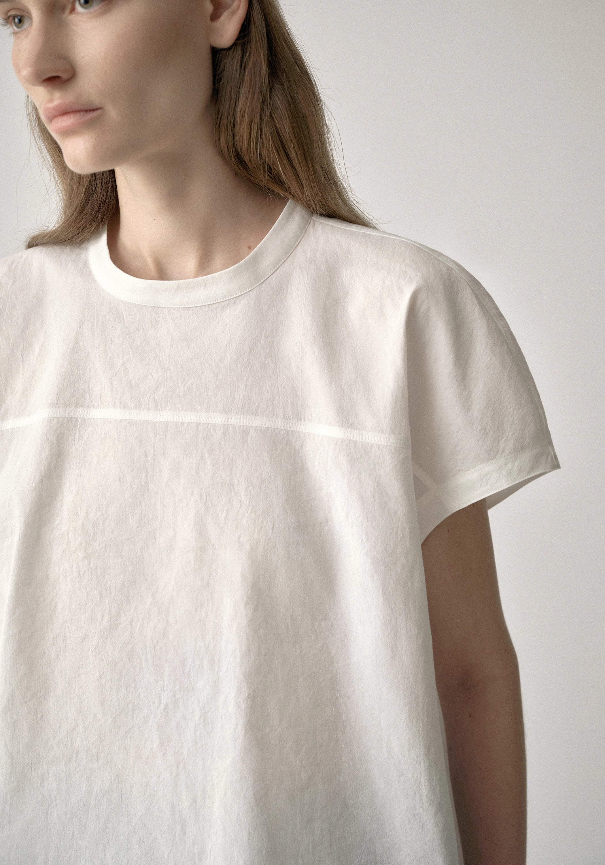 #color_off white