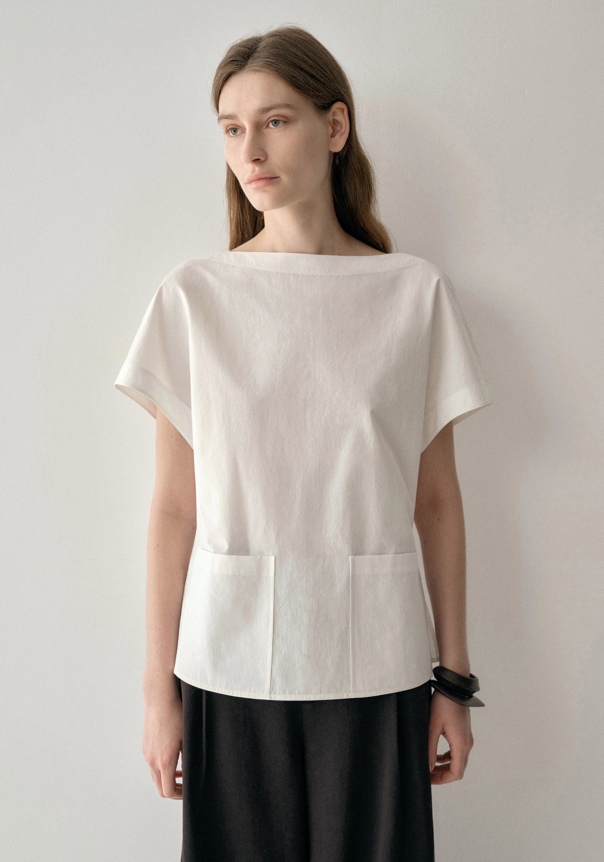 #color_off white