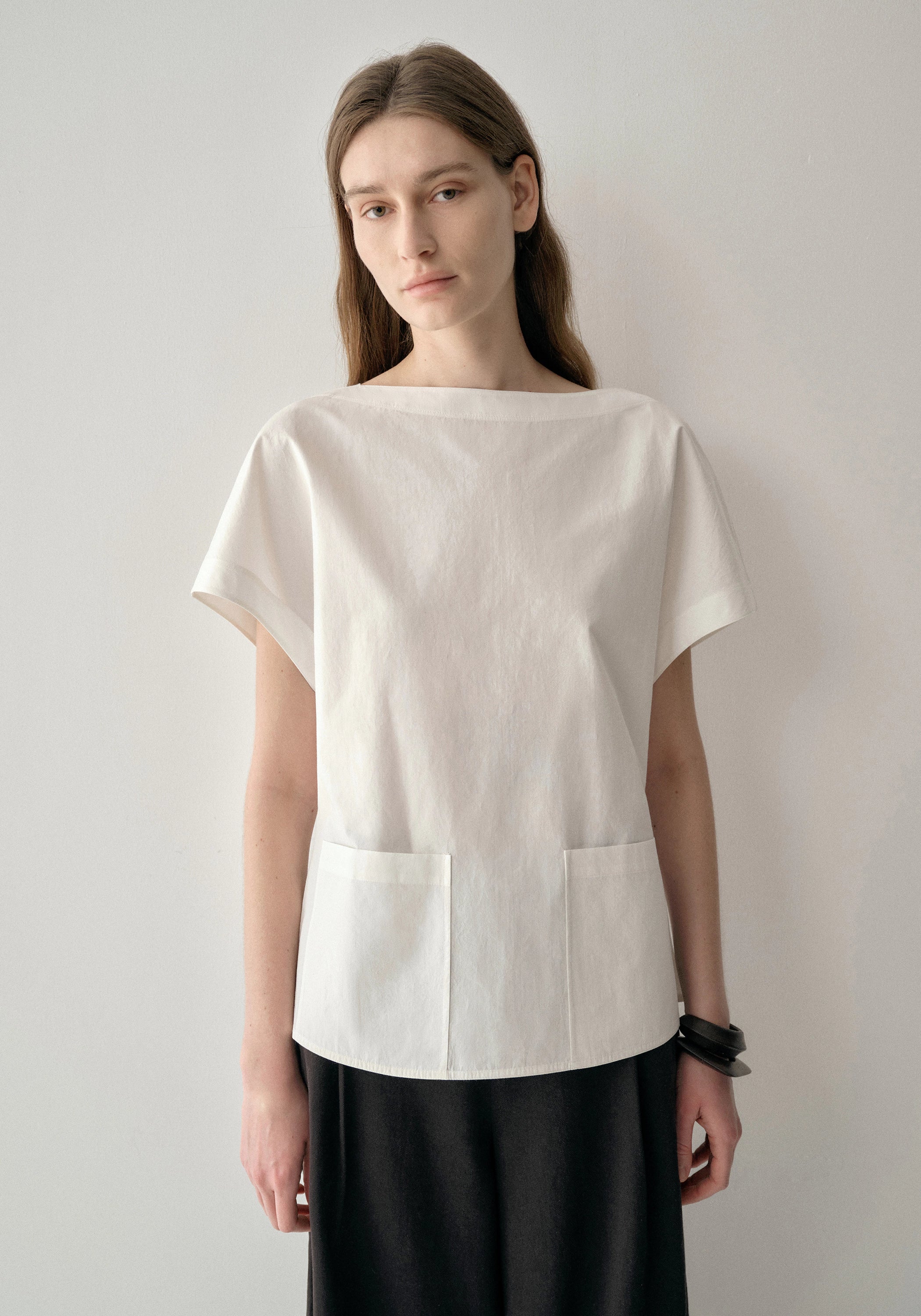 #color_off white