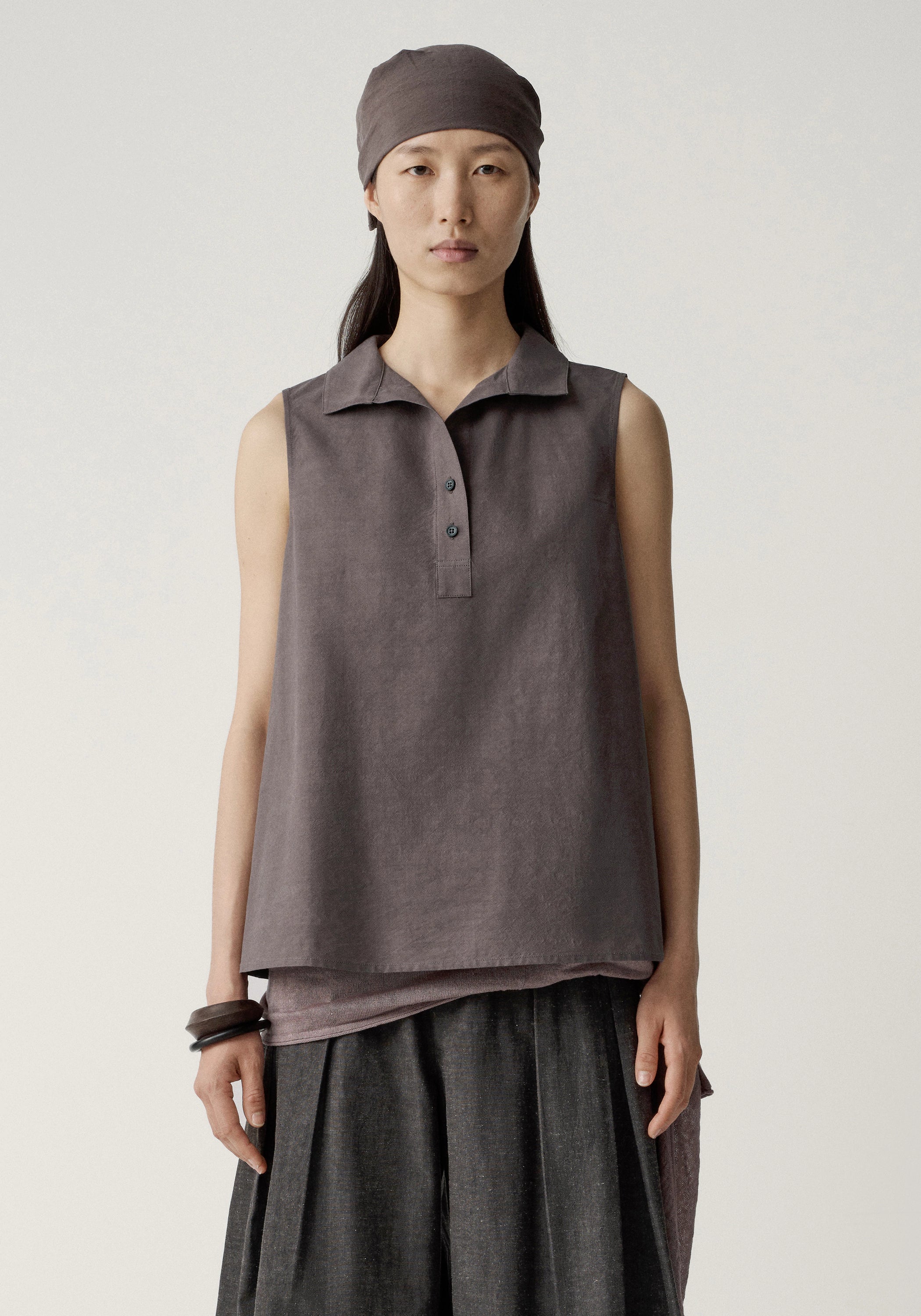 #color_plum brown