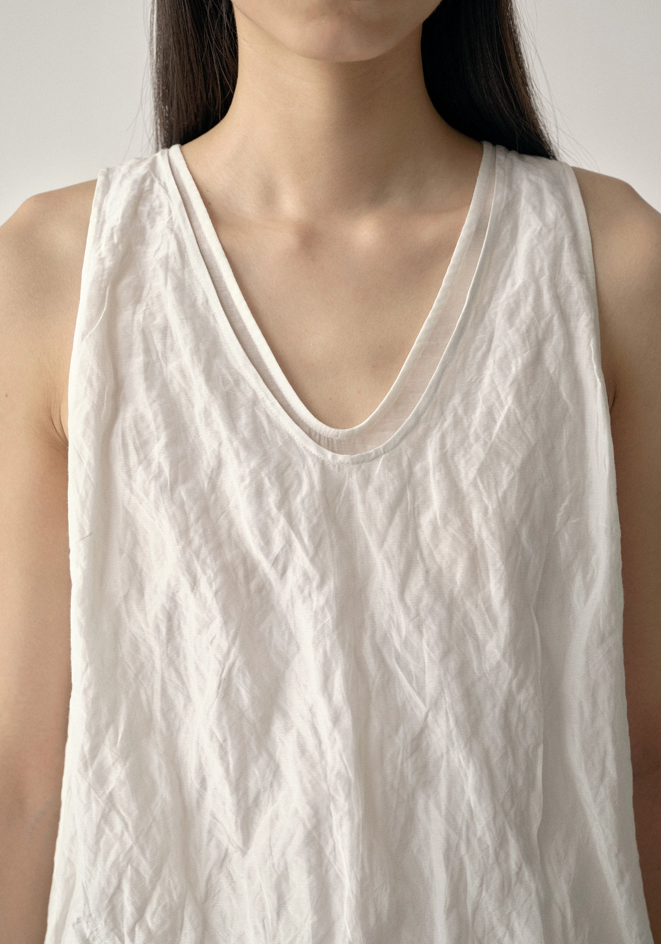 #color_off white