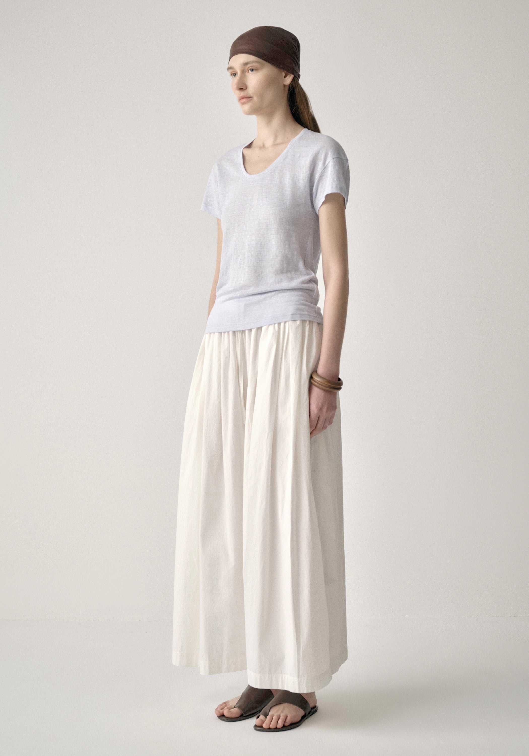 #color_off white