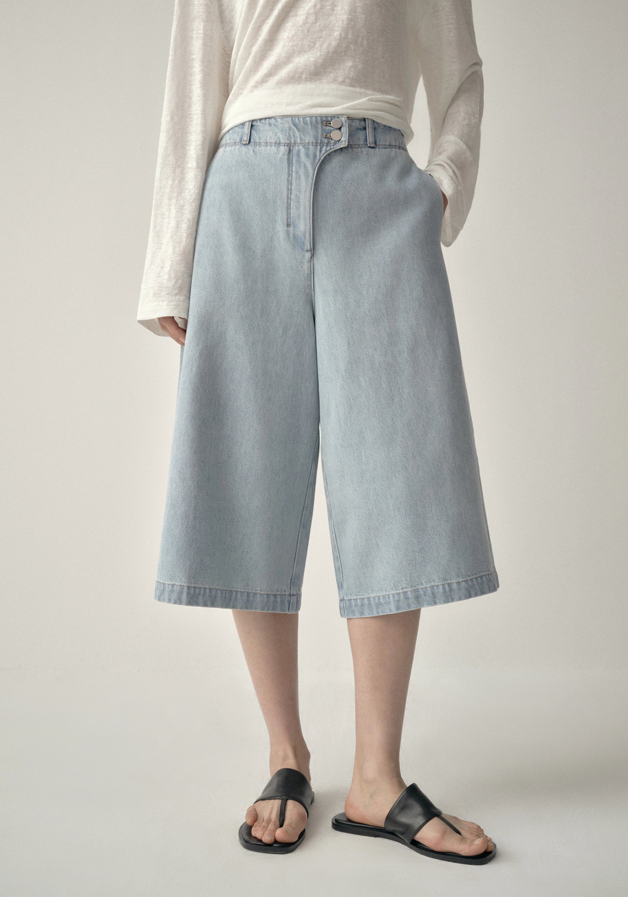 #color_denim light blue